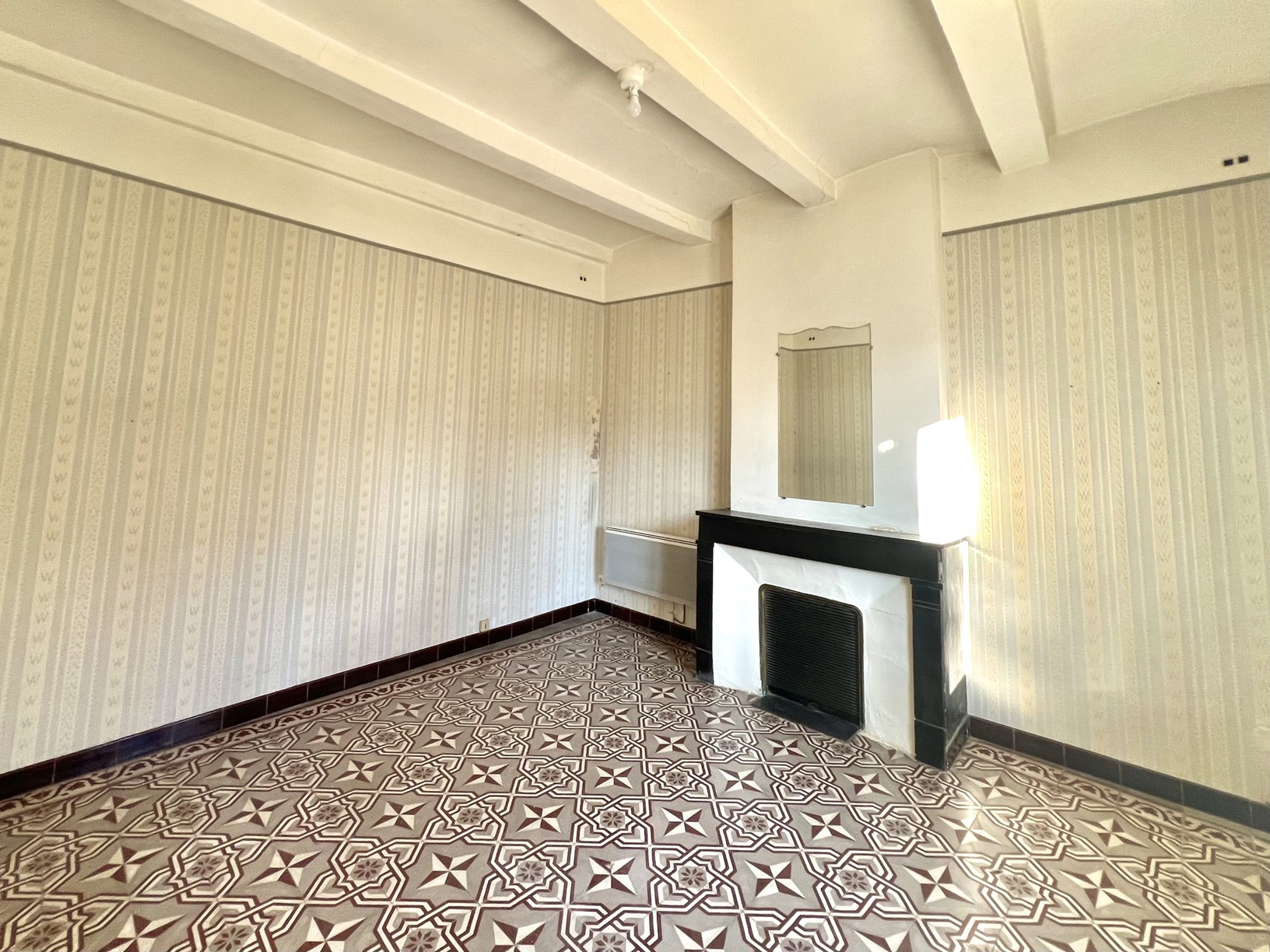 Achat immobilier Appartement 2 pièces  61m2 à Redessan (30129) - Photo n°4