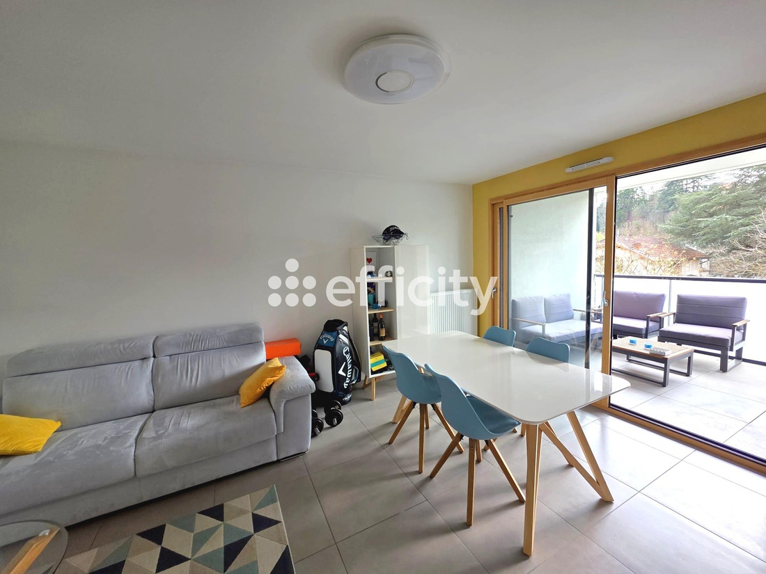 appartement 2 pièces - 51,0m2 à Charbonnières-les-Bains (69260)