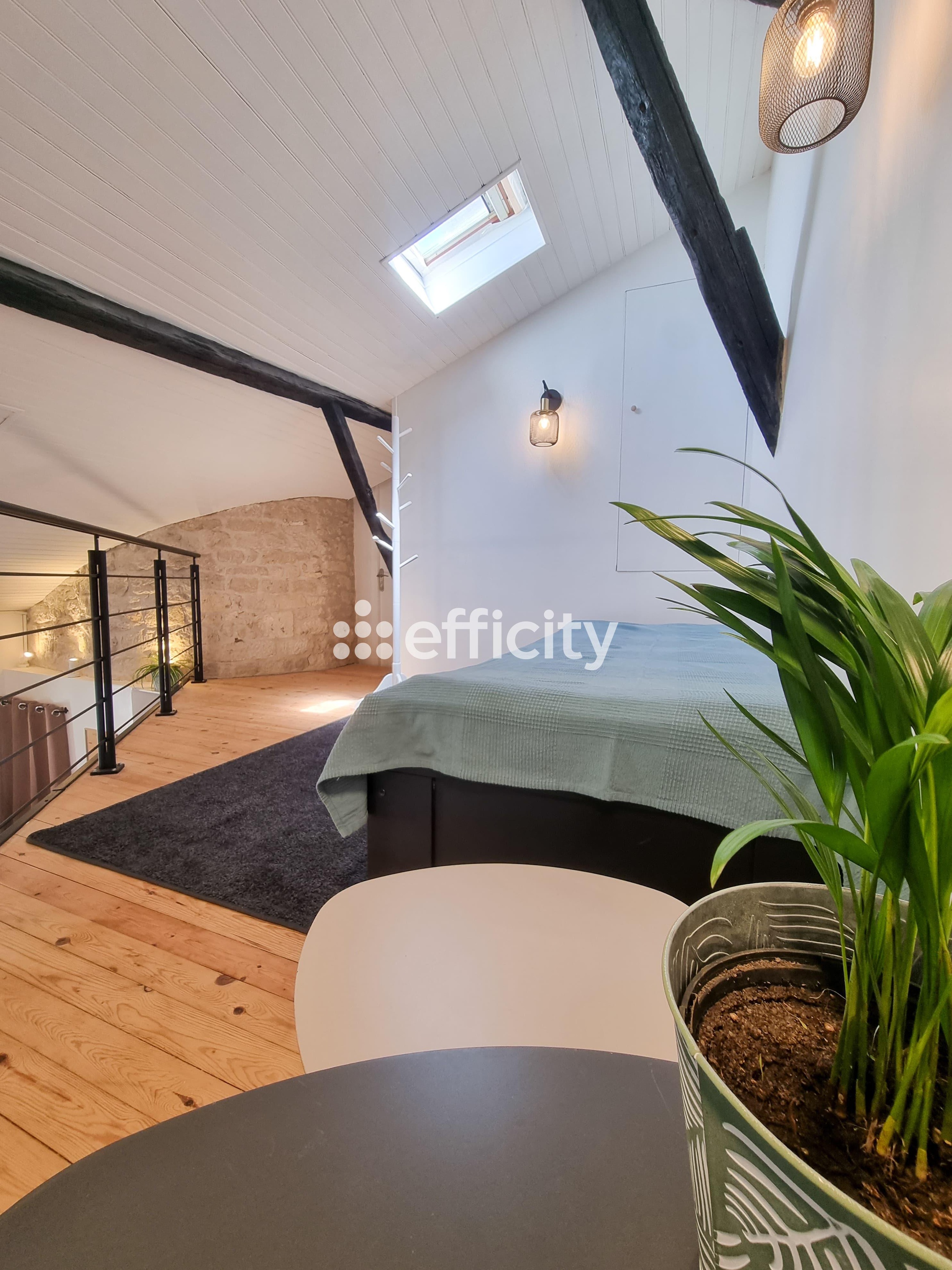 Achat immobilier Appartement 5 pièces  104m2 à Saintes (17100) - Photo n°12