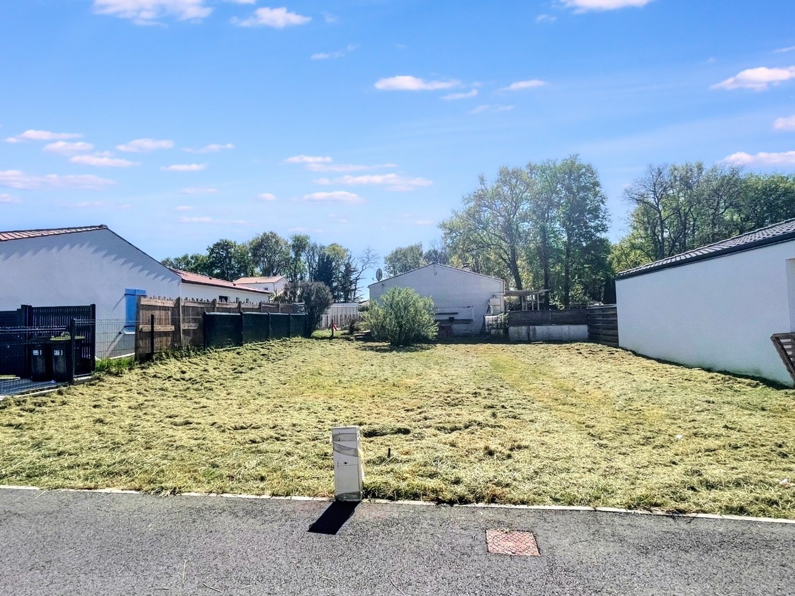 Achat immobilier Terrain   283m2 à Saint-Augustin (17570) - Photo n°4