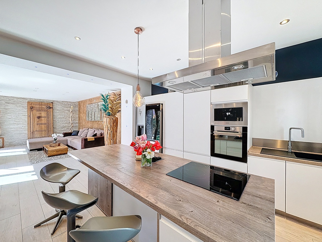 maison 5 pièces - 128m2 à Vaulx-en-Velin (69120)