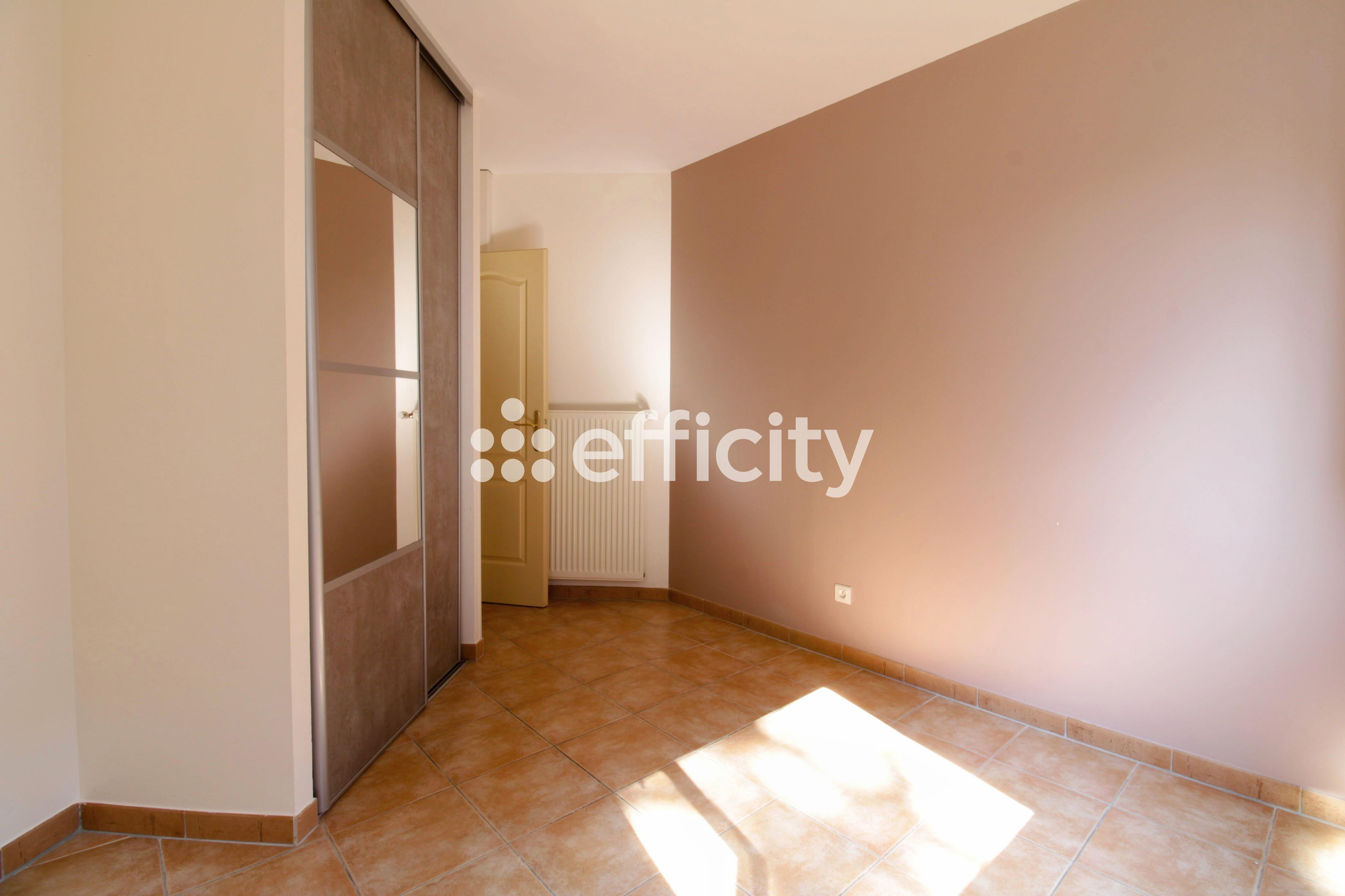 Achat immobilier Maison 4 pièces  150m2 à Montbazin (34560) - Photo n°11