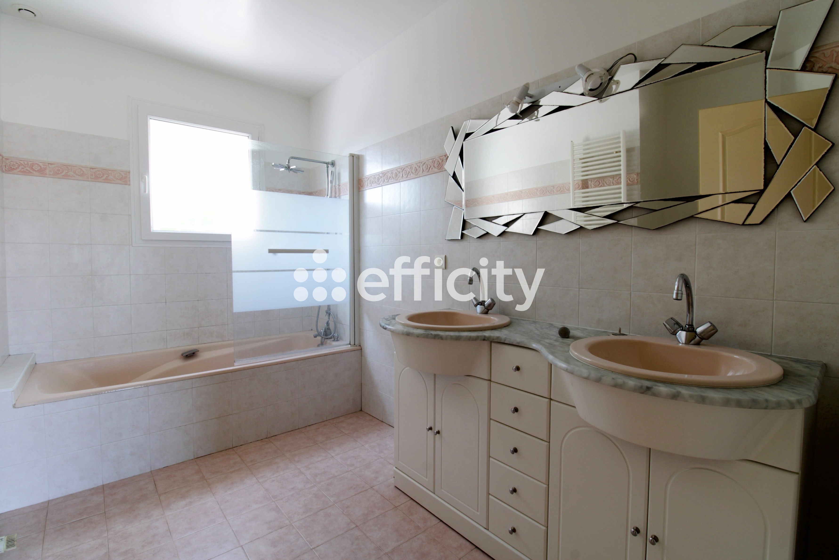 Achat immobilier Maison 4 pièces  150m2 à Montbazin (34560) - Photo n°12