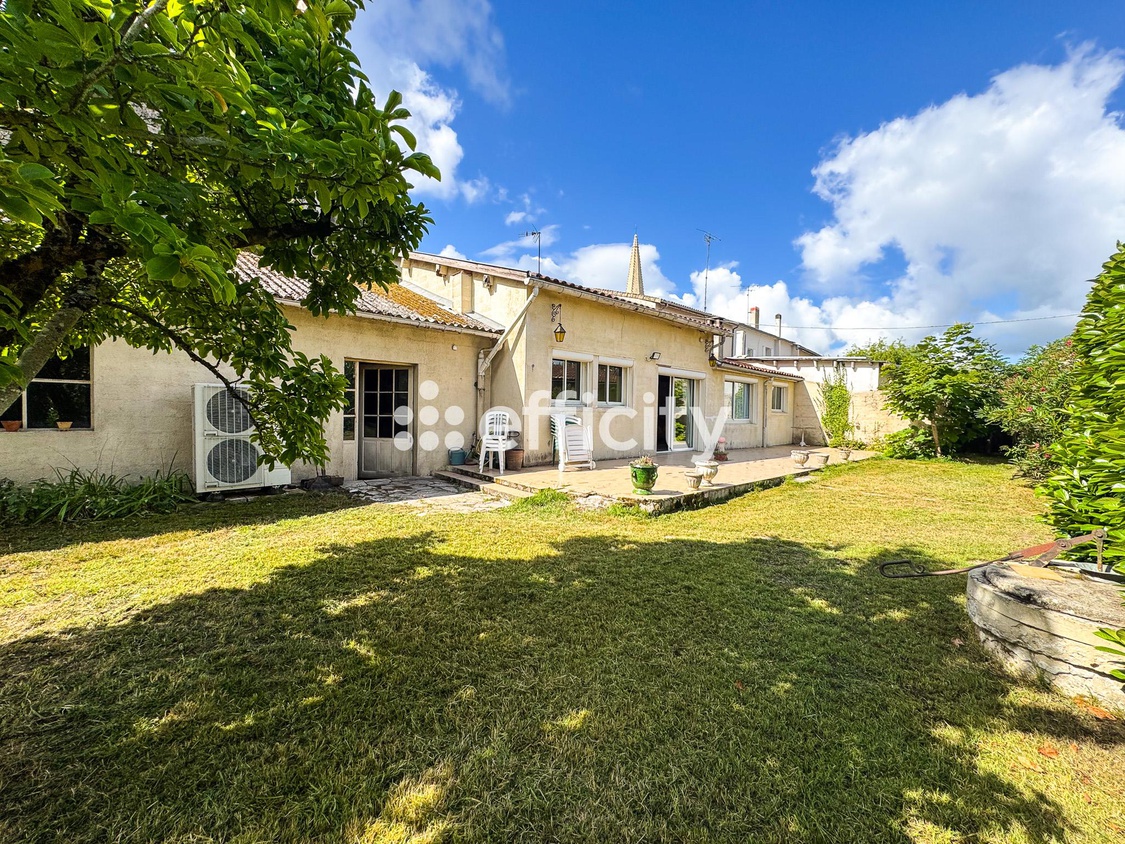 maison 7 pièces - 280,0m2 à Saint-Laurent-Médoc (33112)