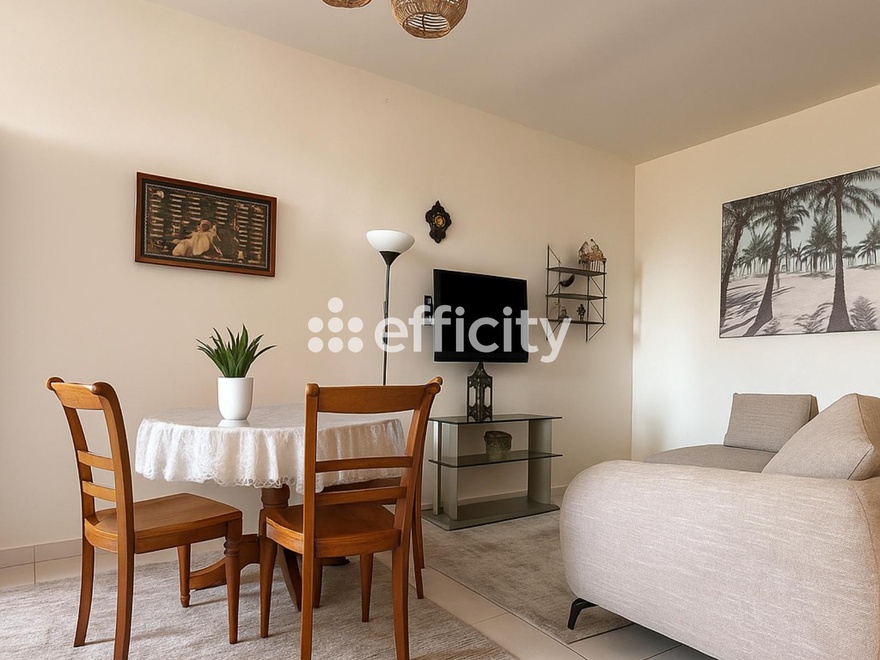 appartement 2 pièces - 49m2 à Marseille (13010)