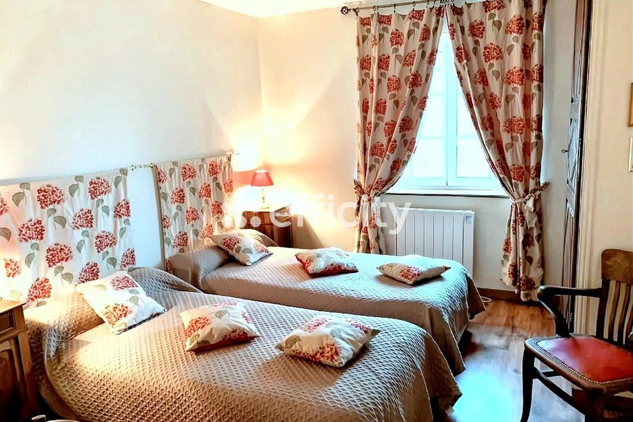 Achat immobilier Maison 7 pièces  162m2 à Aigre (16140) - Photo n°12