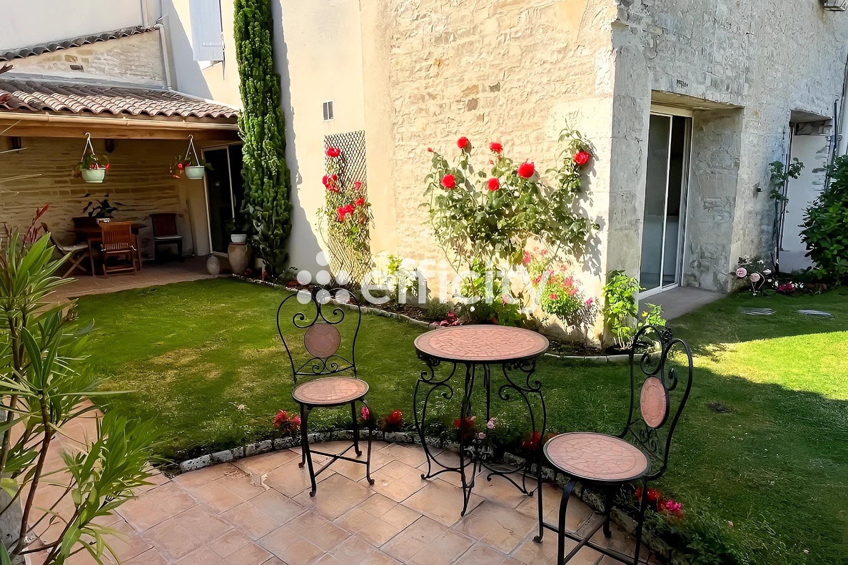 maison 7 pièces - 162m2 à Aigre (16140)