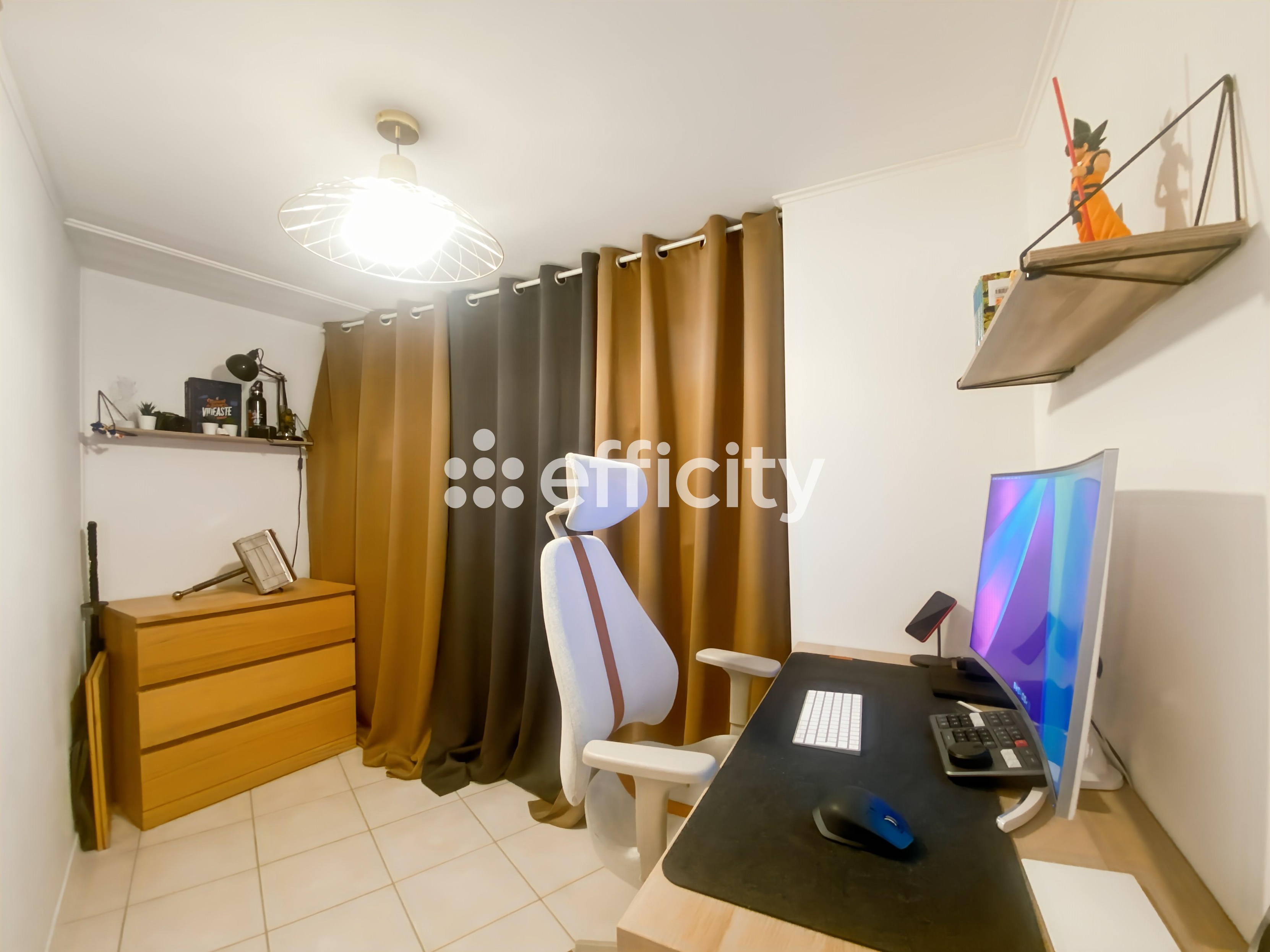 Achat immobilier Appartement 3 pièces  75m2 à Marseille (13013) - Photo n°10