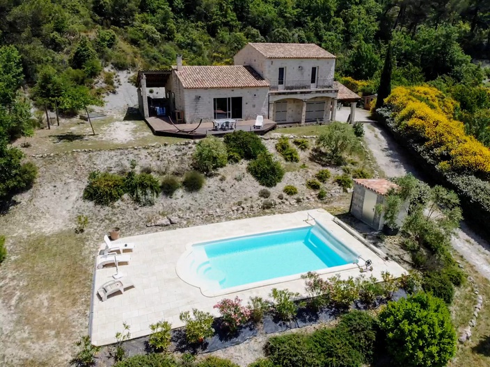 maison 6 pièces - 176m2 à Saint-Michel-l'Observatoire (04870)