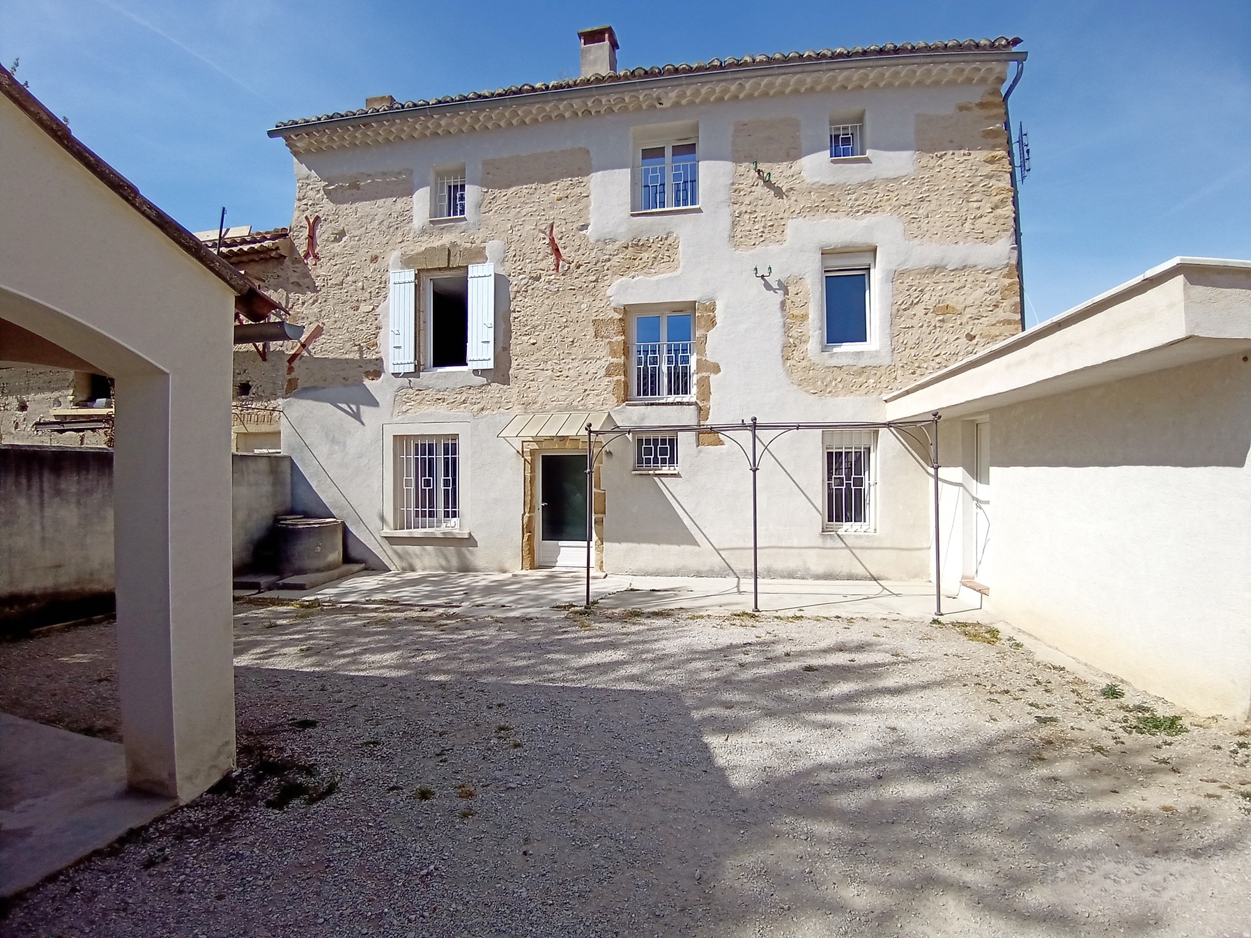 maison 6 pièces - 132m2 à Violès (84150)