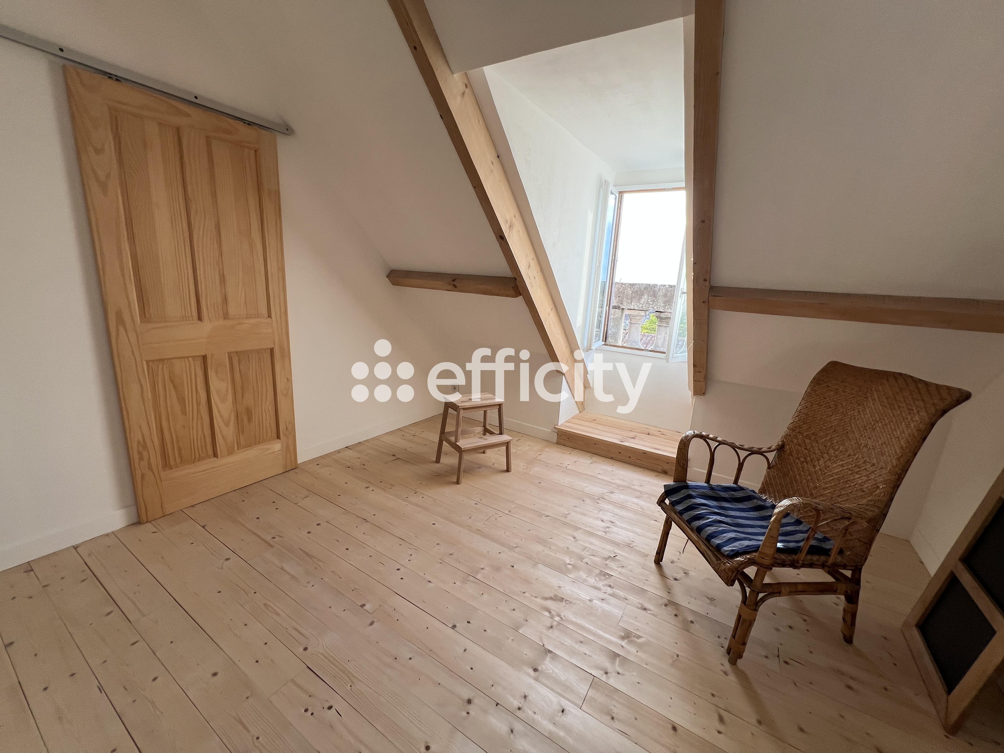 Achat immobilier Appartement 5 pièces  108m2 à Rochefort (17300) - Photo n°16