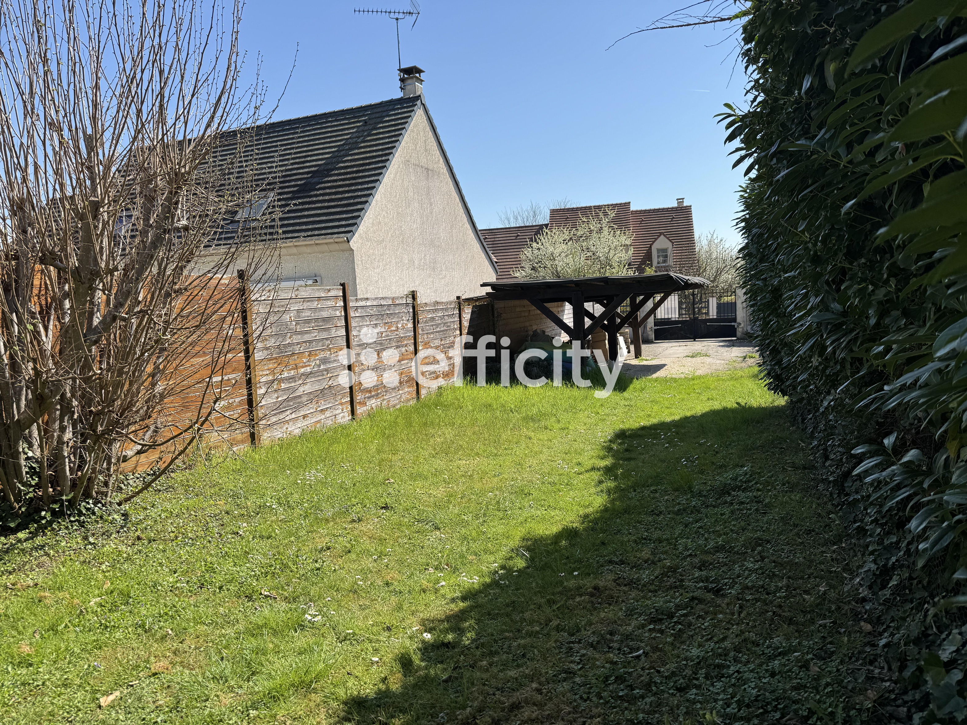 terrain  - 213,0m2 à Leuville-sur-Orge (91310)