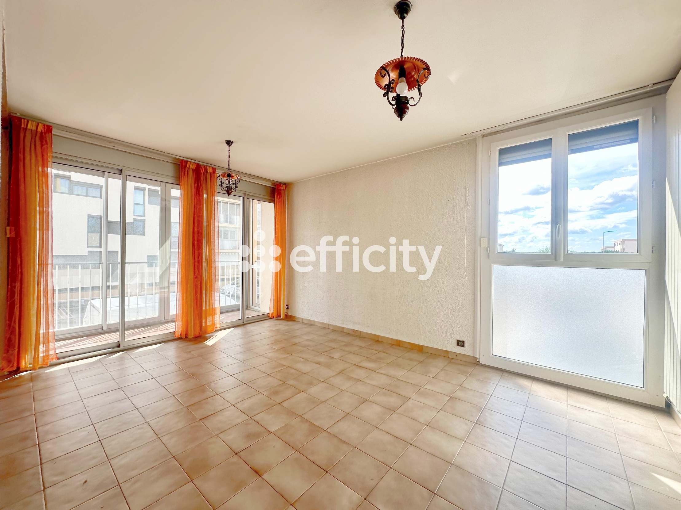 appartement 3 pièces - 71m2 à Salon-de-Provence (13300)