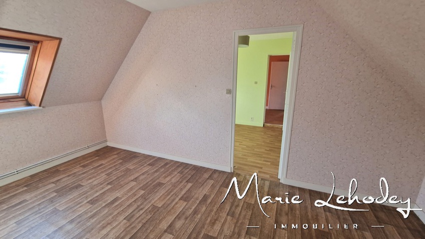 Achat immobilier Maison 6 pièces  91m2 à Heugueville-sur-Sienne (50200) - Photo n°5