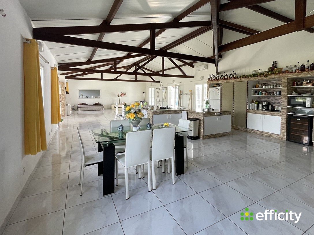 Achat immobilier Maison 5 pièces  250m2 à Kourou (97310) - Photo n°5