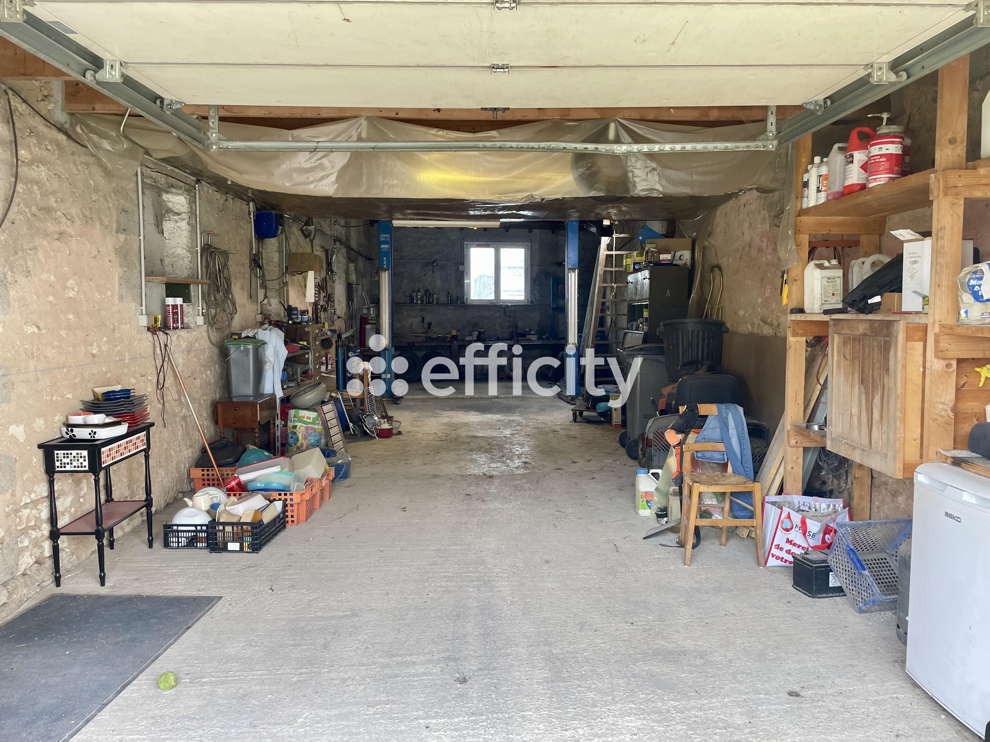 Achat immobilier Maison 8 pièces  175m2 à Saint-Just-Luzac (17320) - Photo n°13
