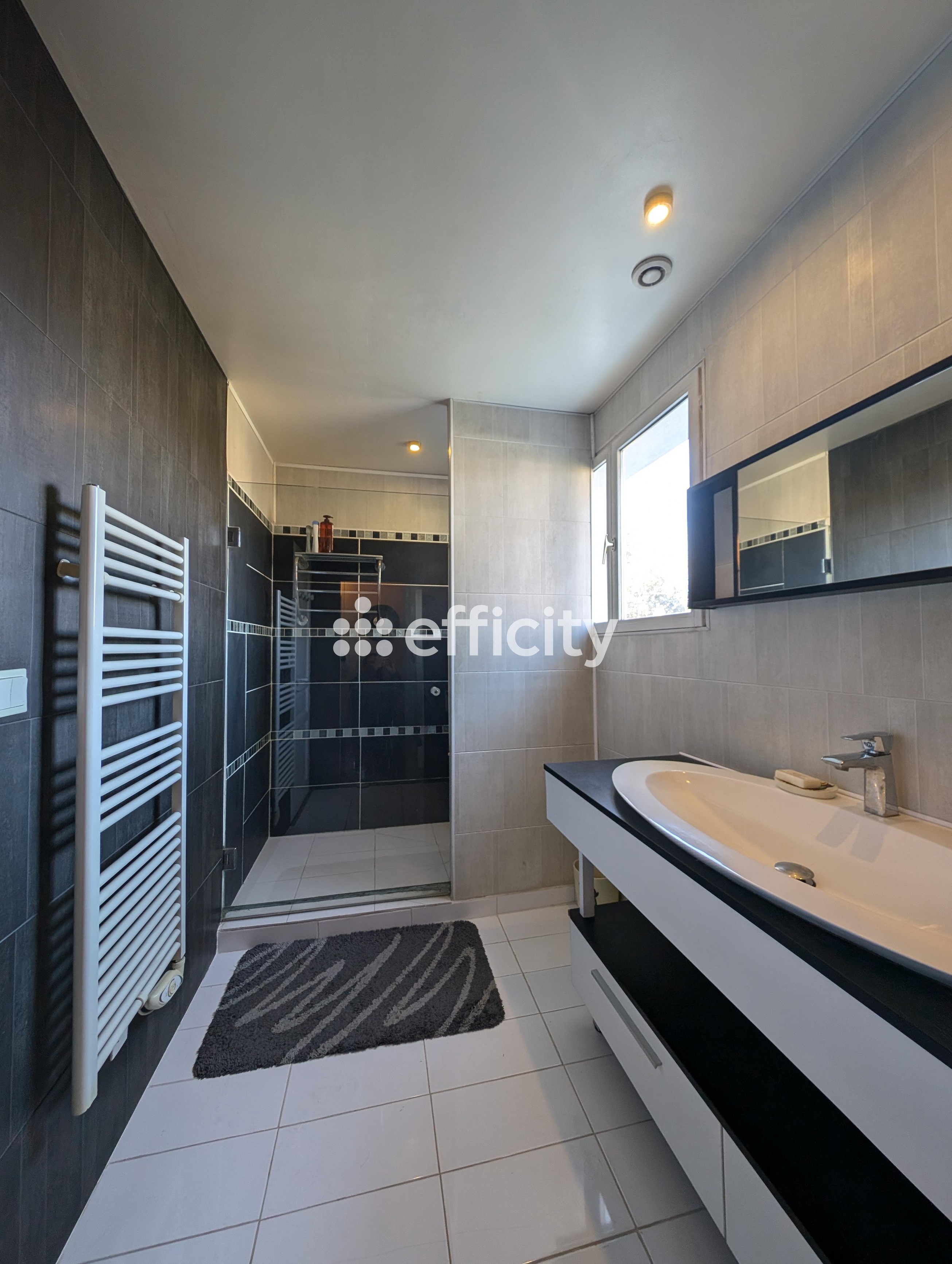 Achat immobilier Maison 5 pièces  140m2 à Gaillan-en-Médoc (33340) - Photo n°16