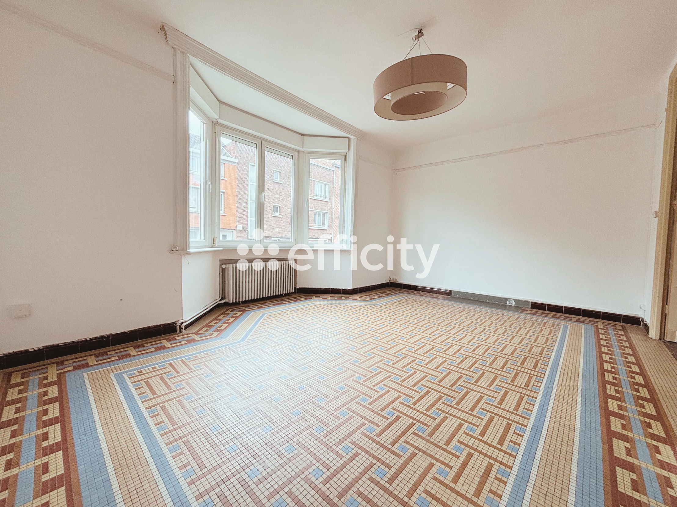 maison 5 pièces - 106m2 à Lille (59800)