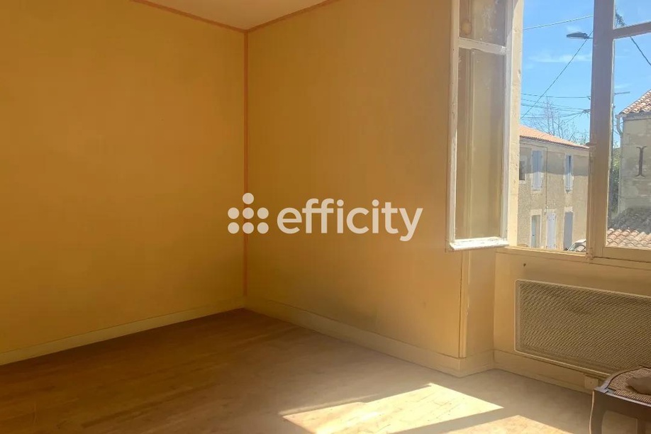 Achat immobilier Maison 5 pièces  121m2 à Aigre (16140) - Photo n°9