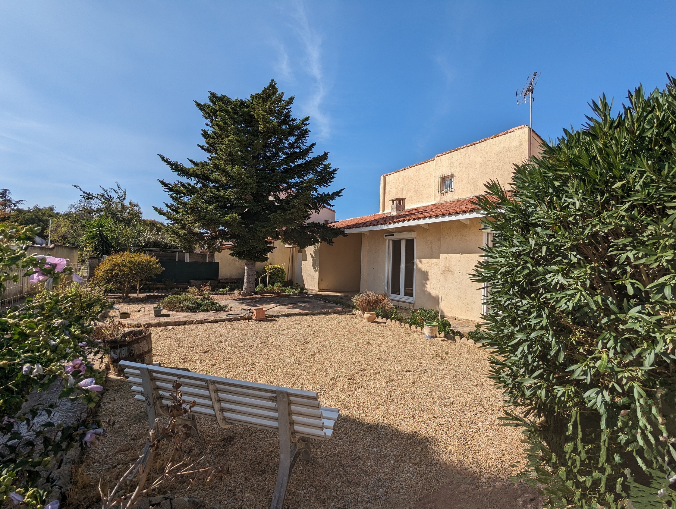 maison 4 pièces - 93m2 à Saint-Martin-de-Crau (13310)