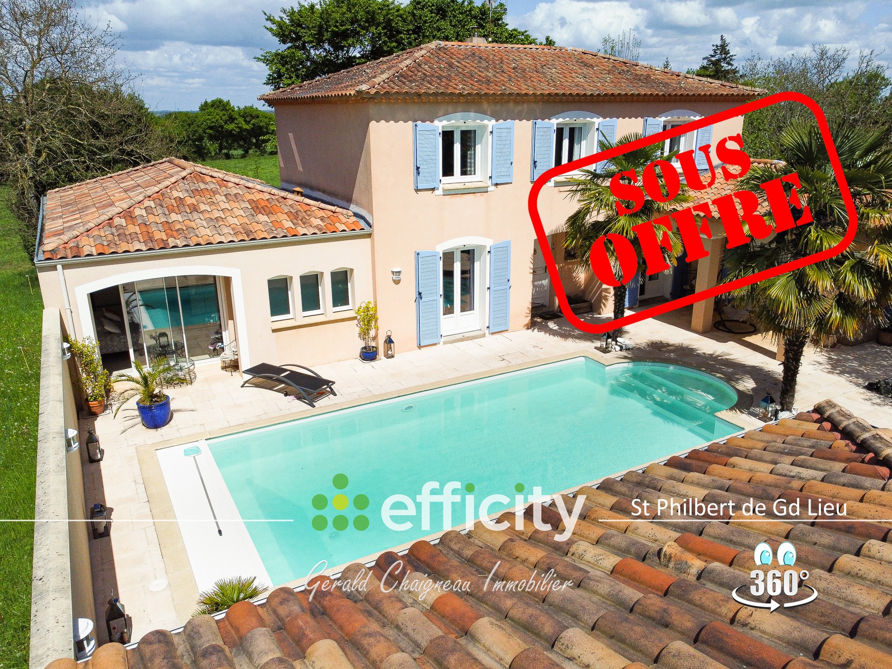 Achat immobilier Maison 8 pièces  235m2 à Saint-Philbert-de-Grand-Lieu (44310) - Photo n°1