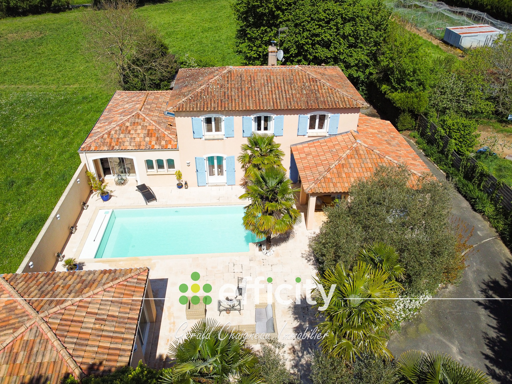 Achat immobilier Maison 8 pièces  235m2 à Saint-Philbert-de-Grand-Lieu (44310) - Photo n°6