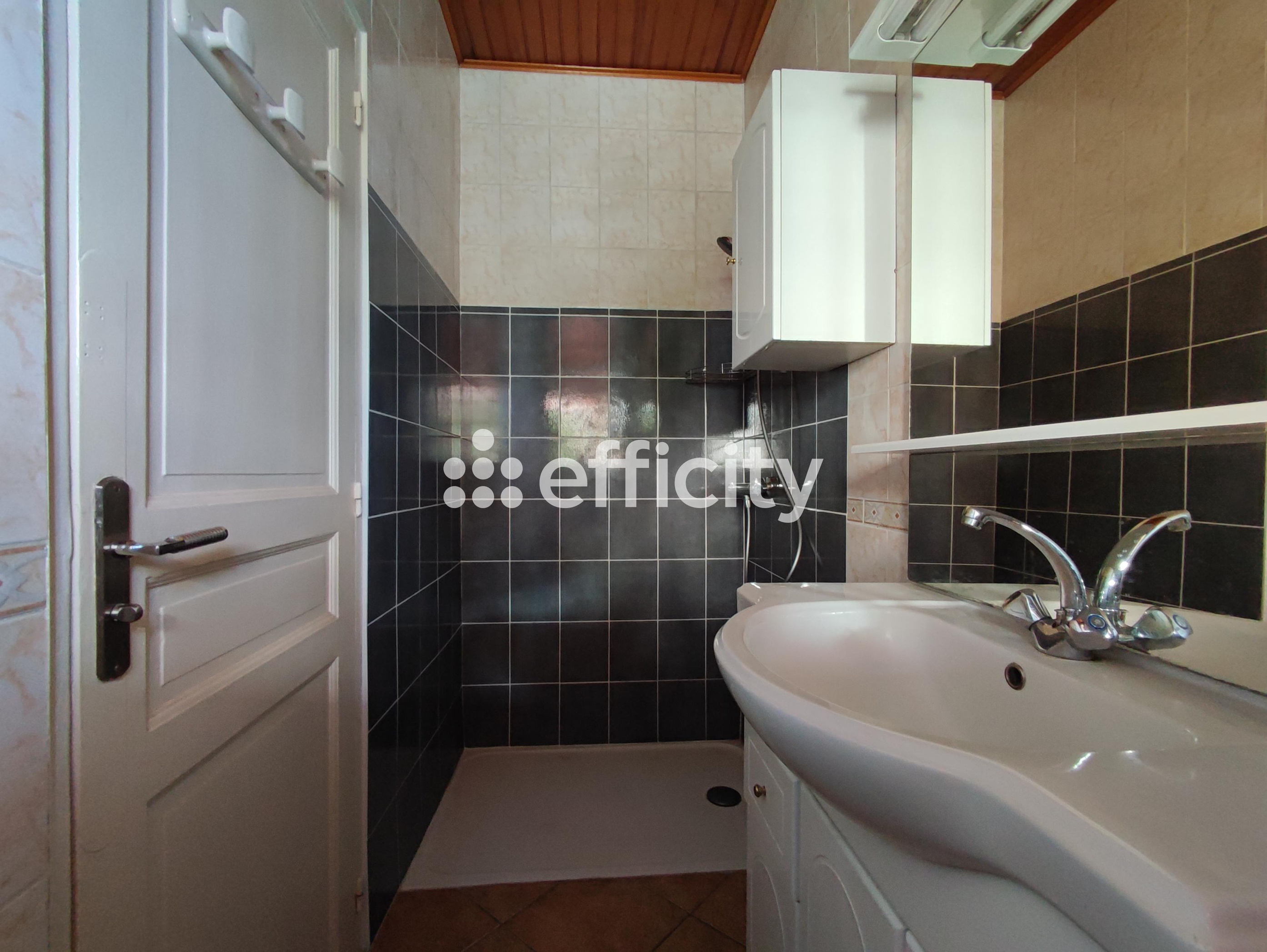 Achat immobilier Maison 3 pièces  60m2 à Saint-Denis (93200) - Photo n°8