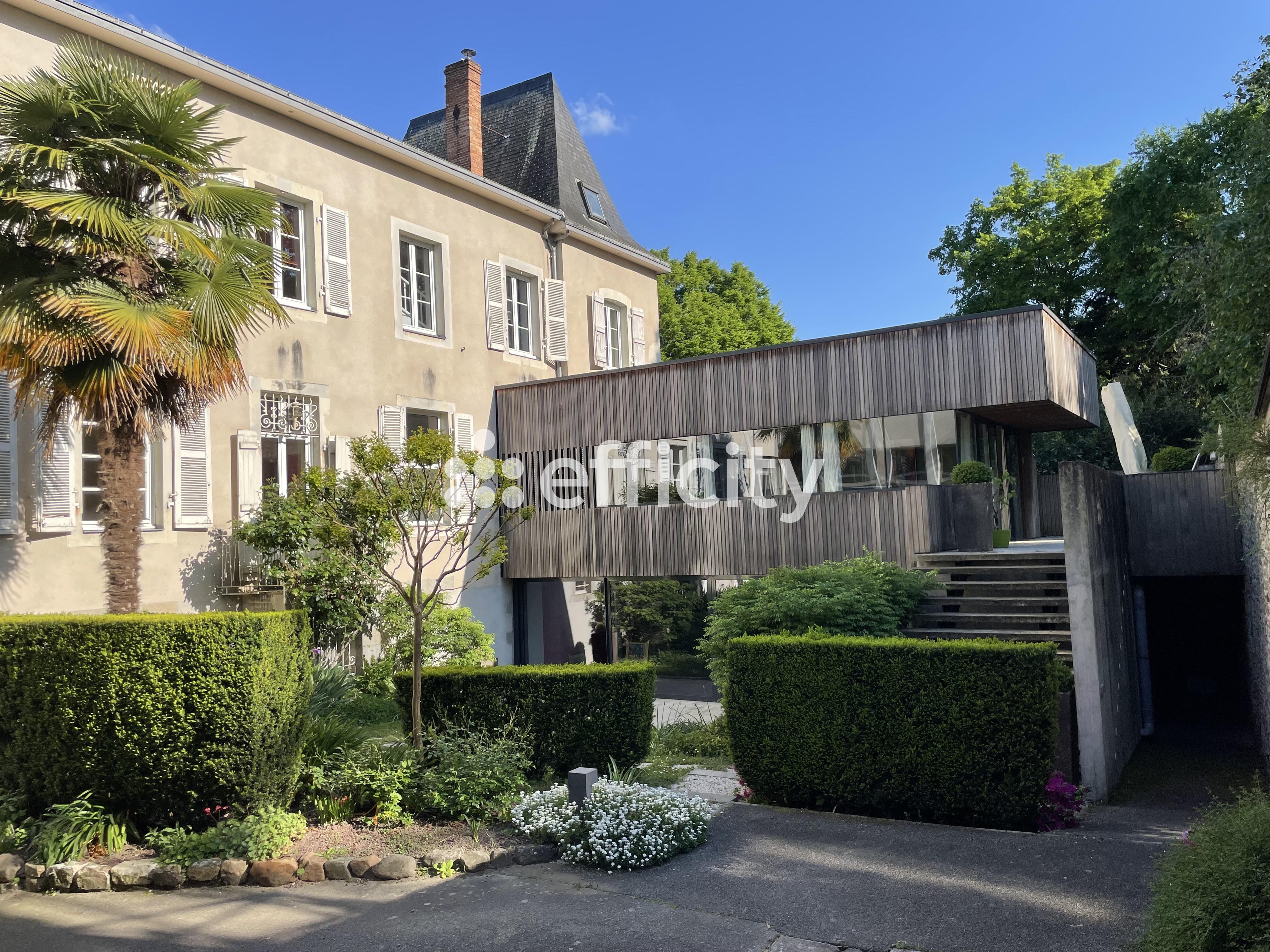 Achat immobilier Maison 10 pièces  392m2 à Laval (53000) - Photo n°6