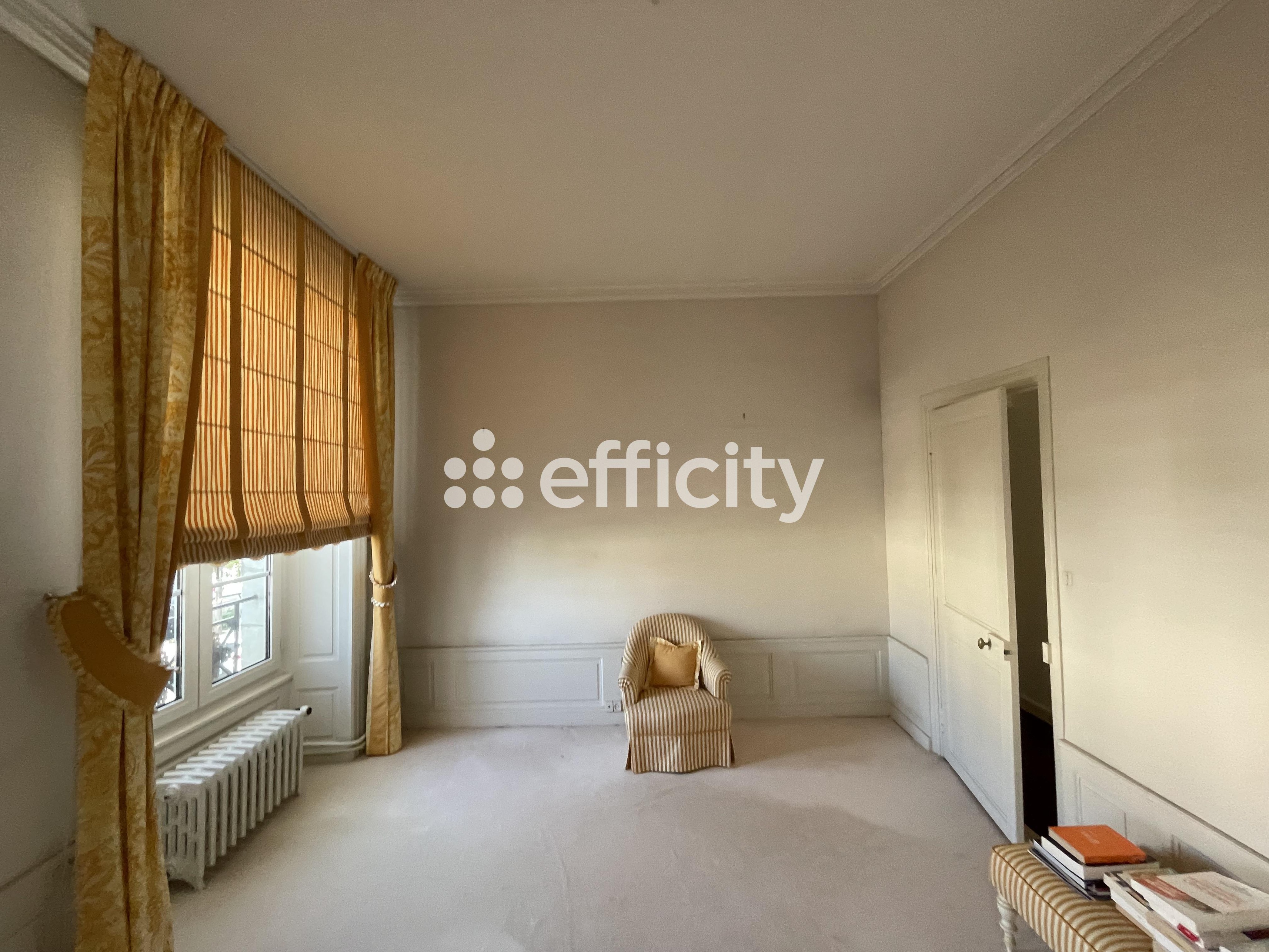 Achat immobilier Maison 10 pièces  392m2 à Laval (53000) - Photo n°12