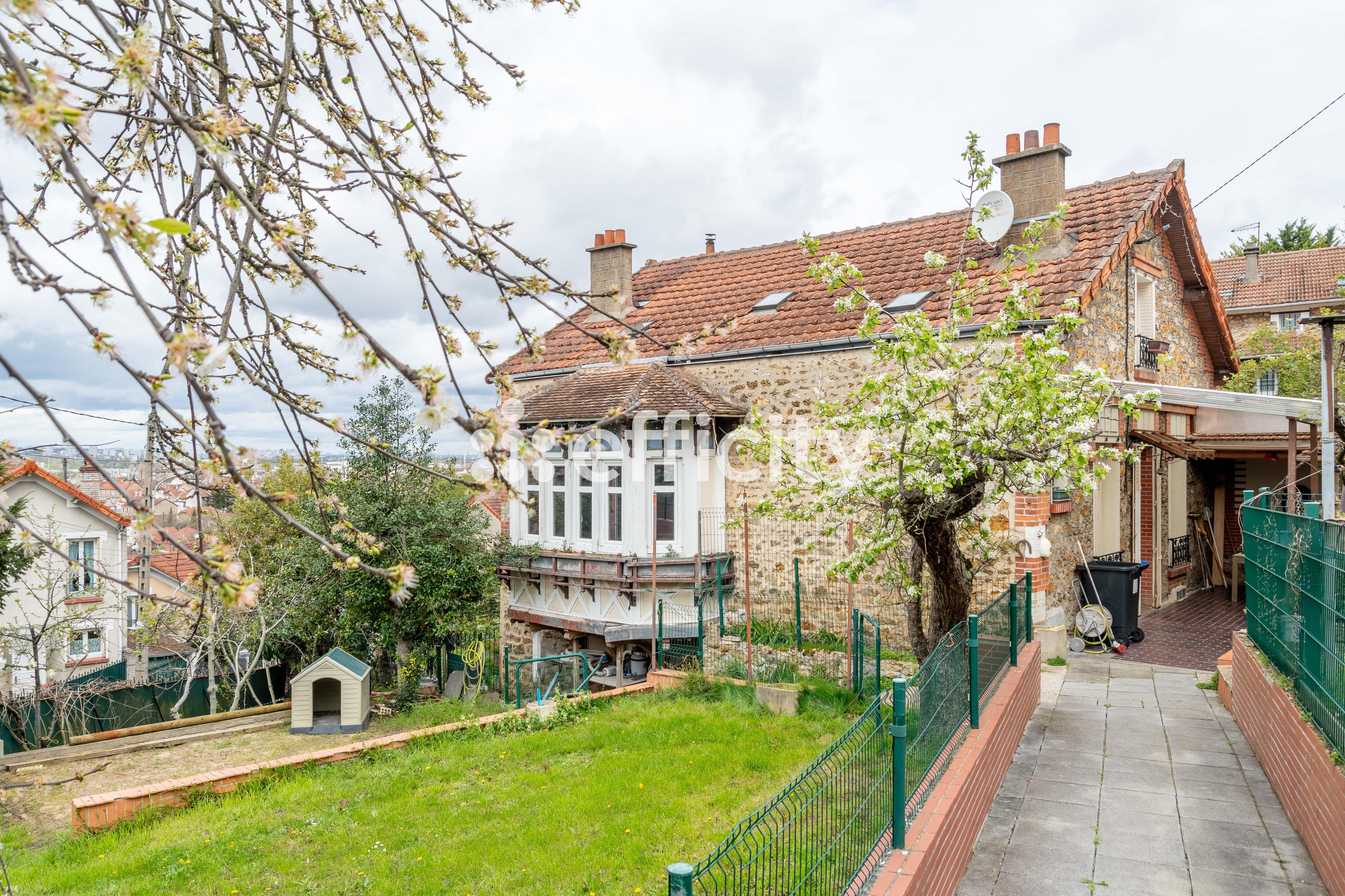 Achat immobilier Maison 6 pièces  100m2 à Villeneuve-Saint-Georges (94190) - Photo n°1