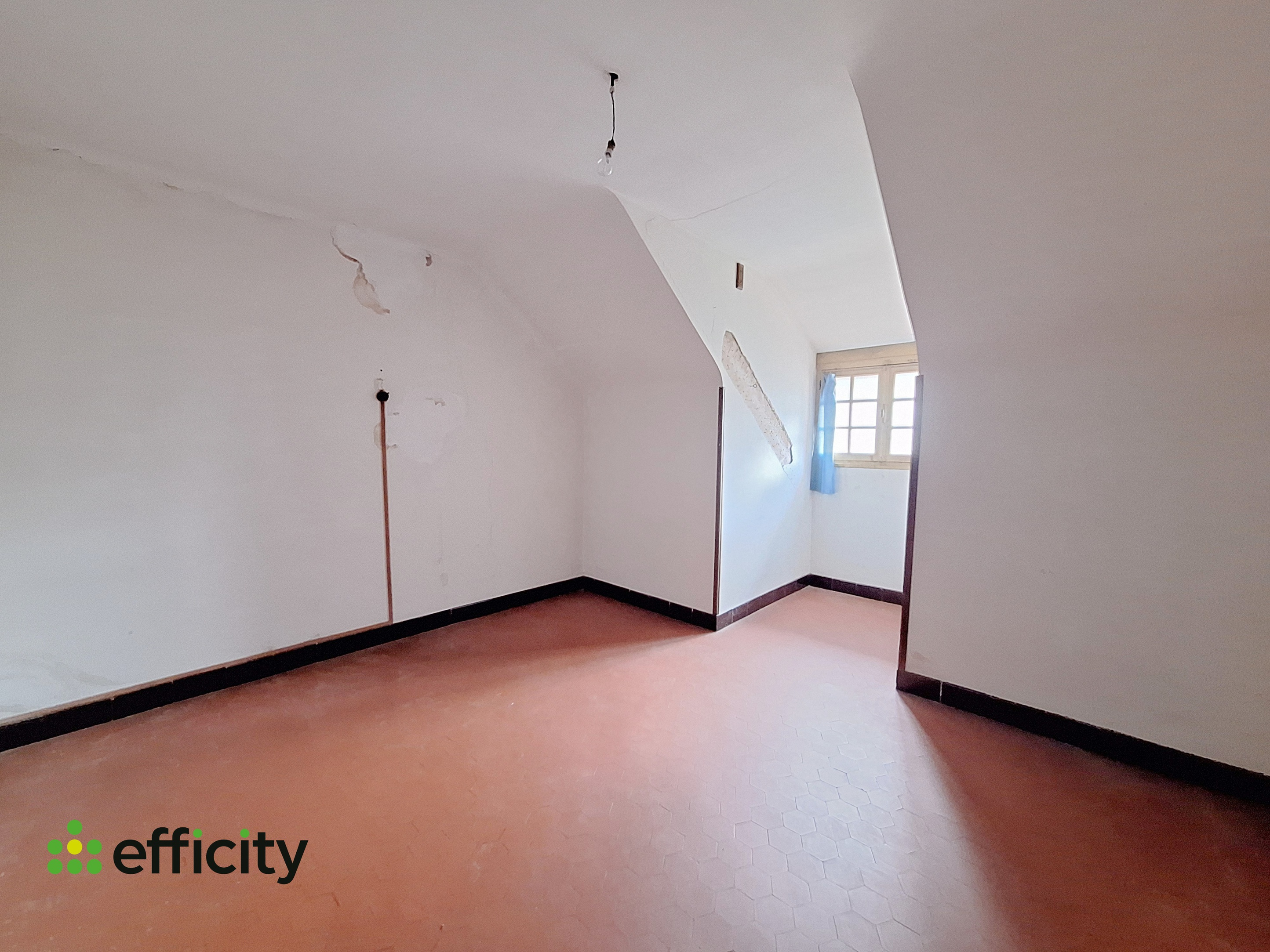 Achat immobilier Appartement 3 pièces  80m2 à Digne-les-Bains (04000) - Photo n°12