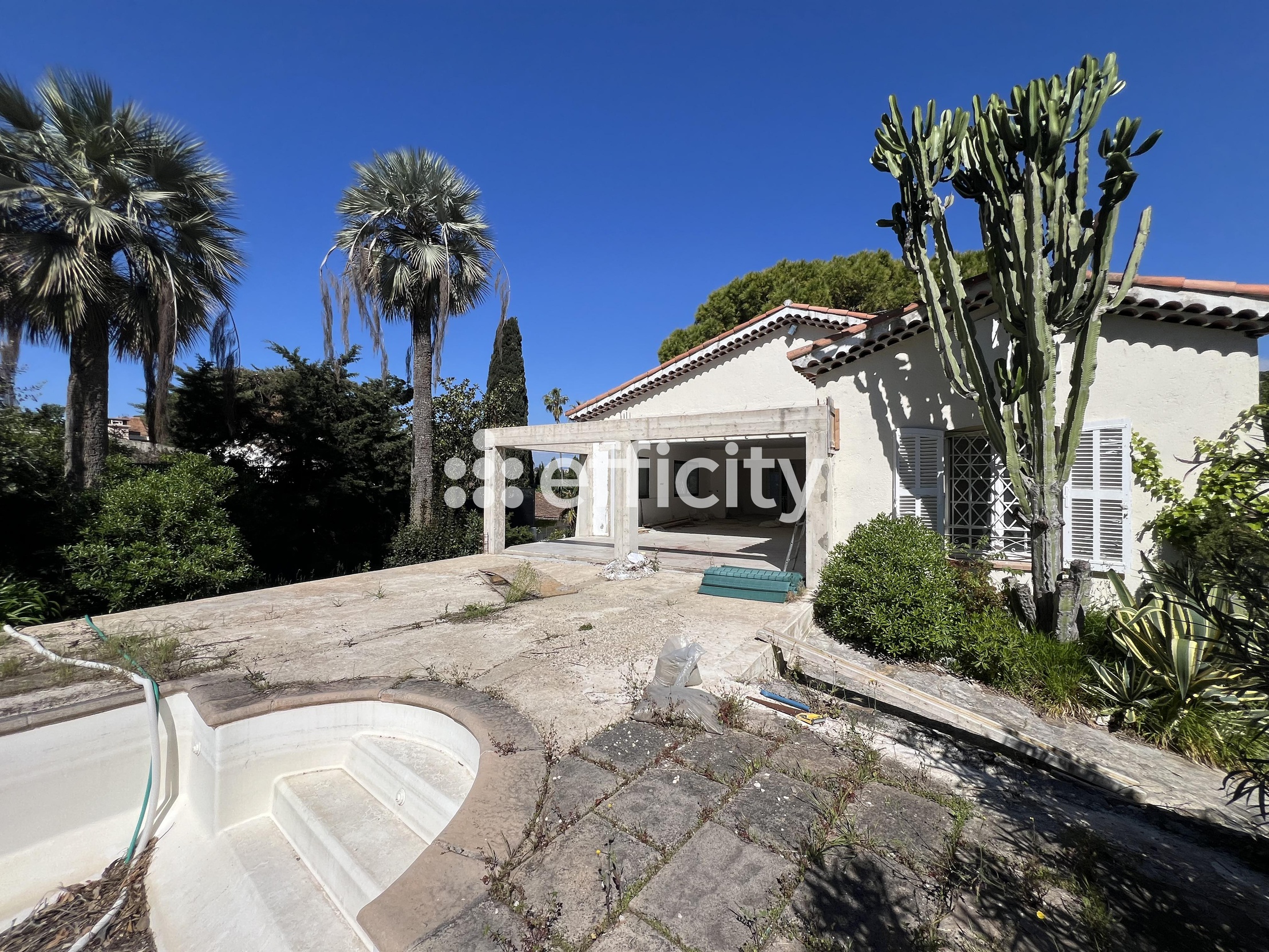maison 6 pièces - 258m2 à Cannes (06400)