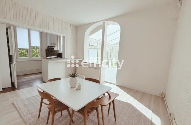 maison 4 pièces - 84m2 à Lille (59800)