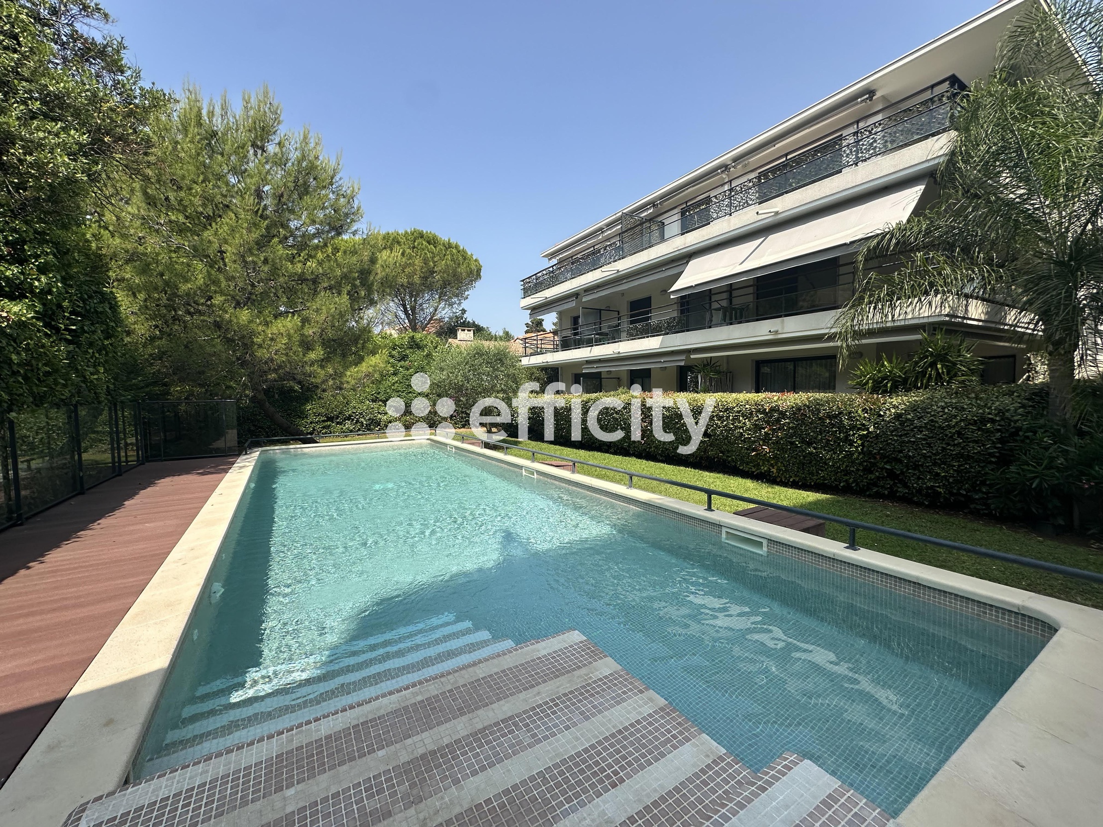 appartement 2 pièces - 57m2 à Cannes (06400)