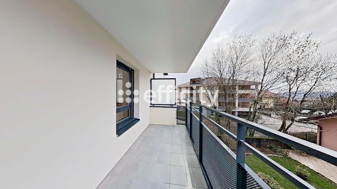 Achat immobilier Appartement 2 pièces  50m2 à La Roche-sur-Foron (74800) - Photo n°9