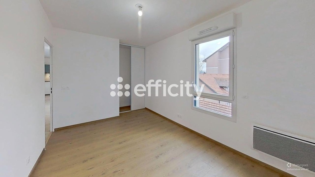 Achat immobilier Appartement 2 pièces  50m2 à La Roche-sur-Foron (74800) - Photo n°7