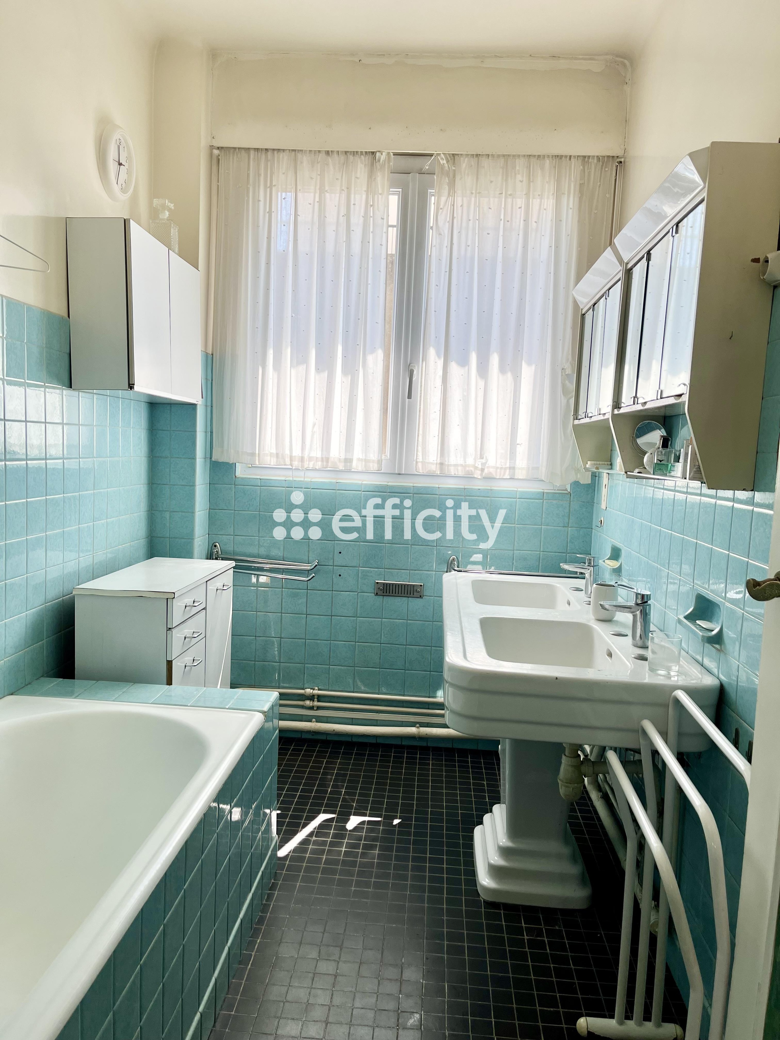 Achat immobilier Appartement 5 pièces  122m2 à La Madeleine (59110) - Photo n°15