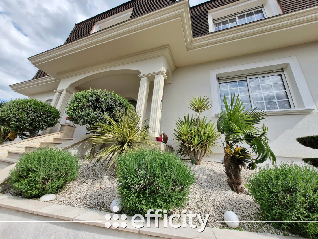 maison 6 pièces - 242m2 à Courtry (77181)