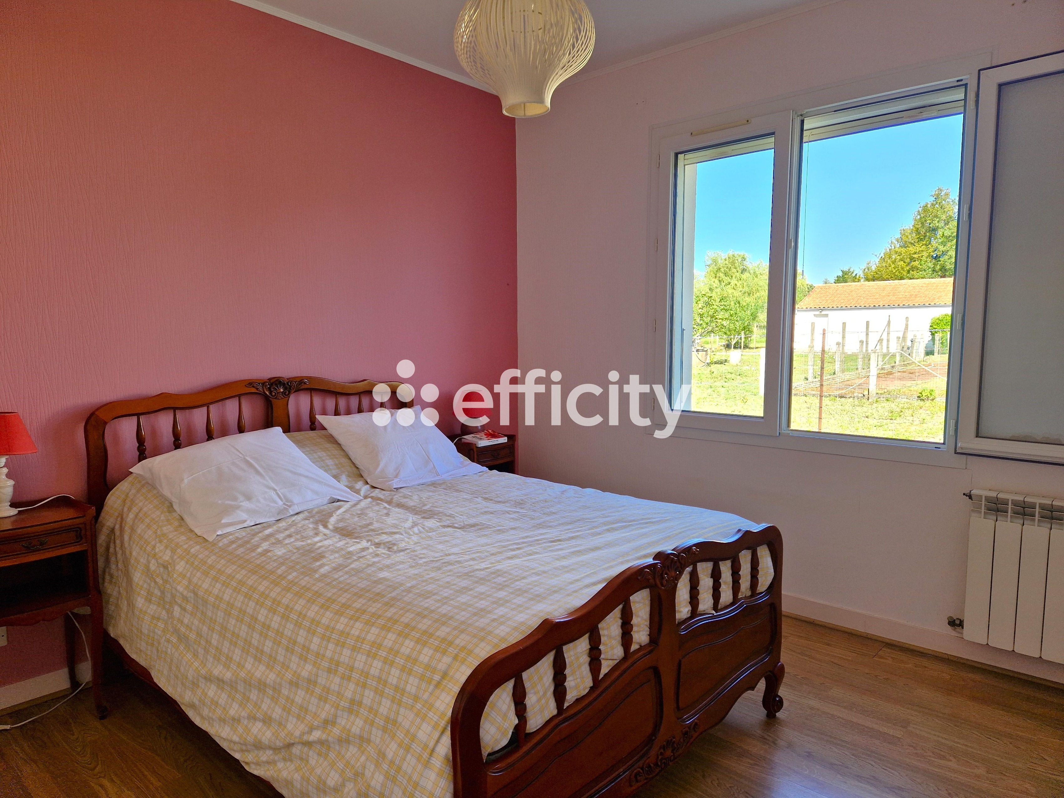 Achat immobilier Maison 6 pièces  120m2 à Saint-Just-Luzac (17320) - Photo n°12