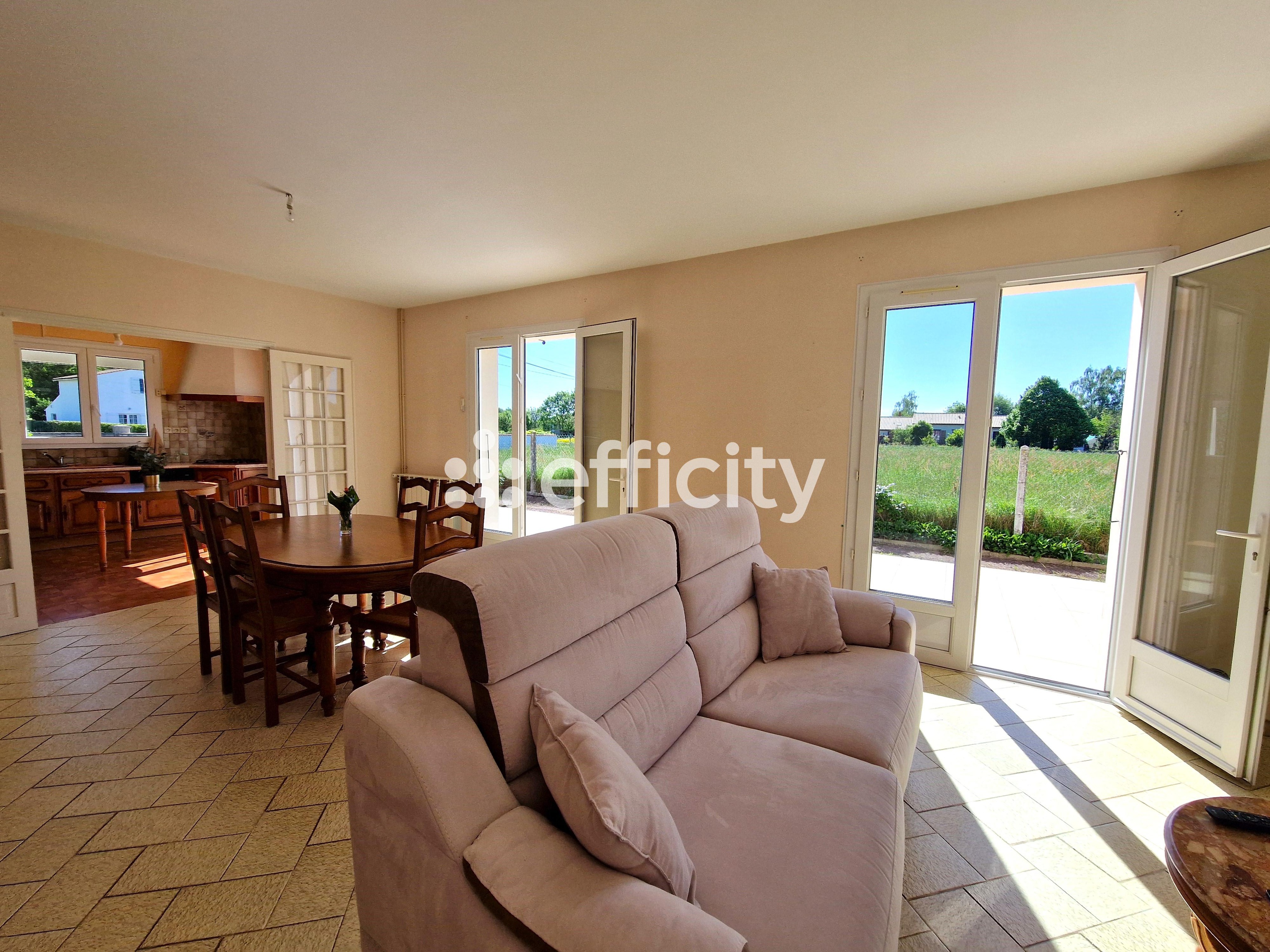 Achat immobilier Maison 6 pièces  120m2 à Saint-Just-Luzac (17320) - Photo n°8