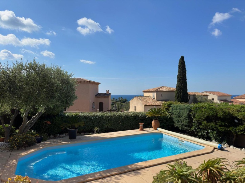 maison 6 pièces - 135m2 à Sausset-les-Pins (13960)