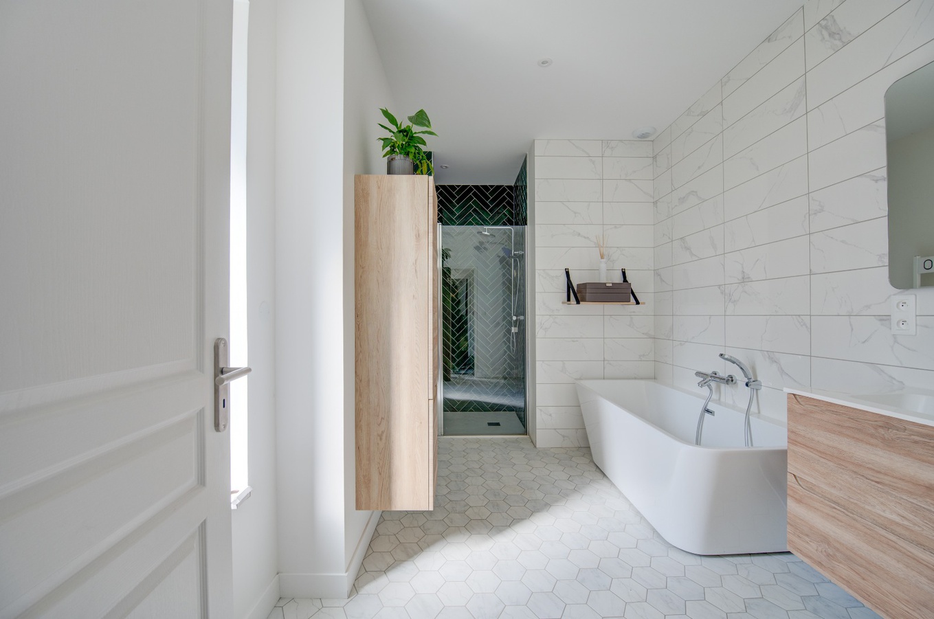 Achat immobilier Maison 9 pièces  213m2 à Saint-Cyr-sur-Loire (37540) - Photo n°4