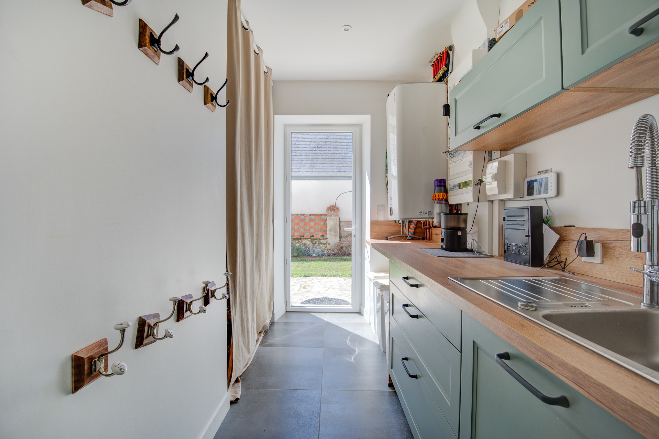 Achat immobilier Maison 9 pièces  213m2 à Saint-Cyr-sur-Loire (37540) - Photo n°5