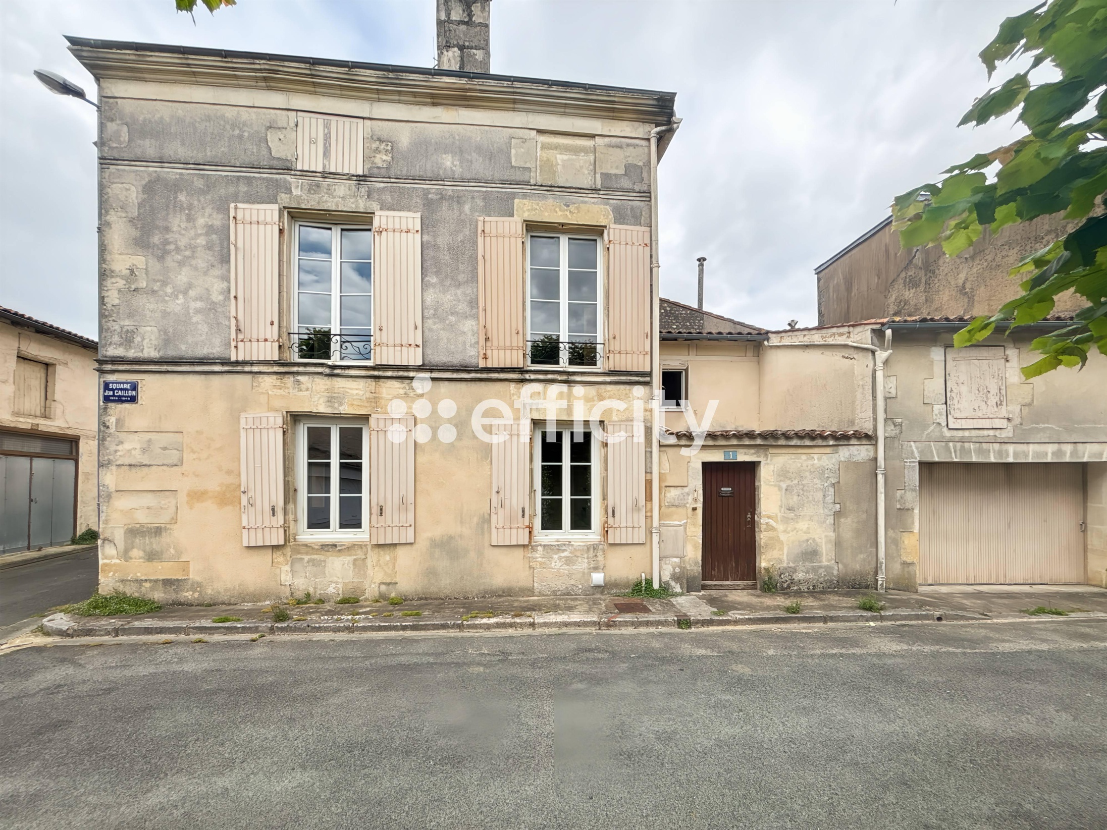 maison 5 pièces - 97m2 à Saint-Jean-d'Angély (17400)