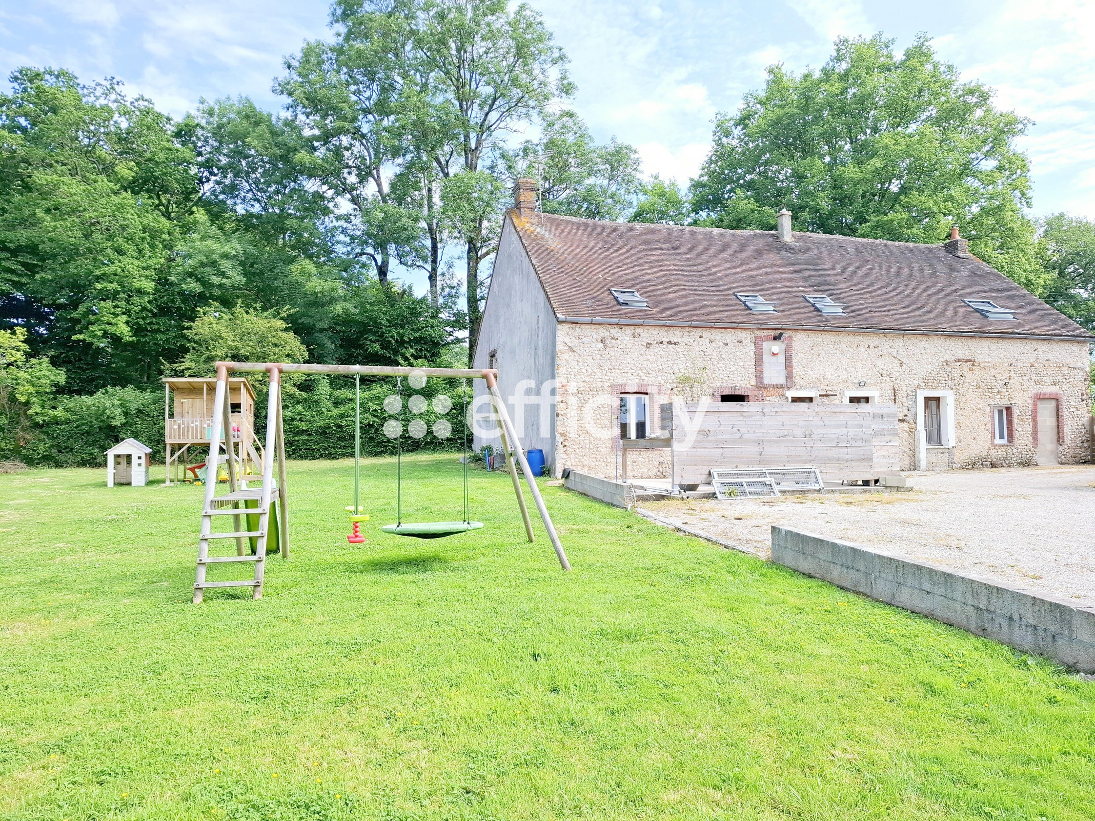 maison 7 pièces - 214m2 à La Loupe (28240)