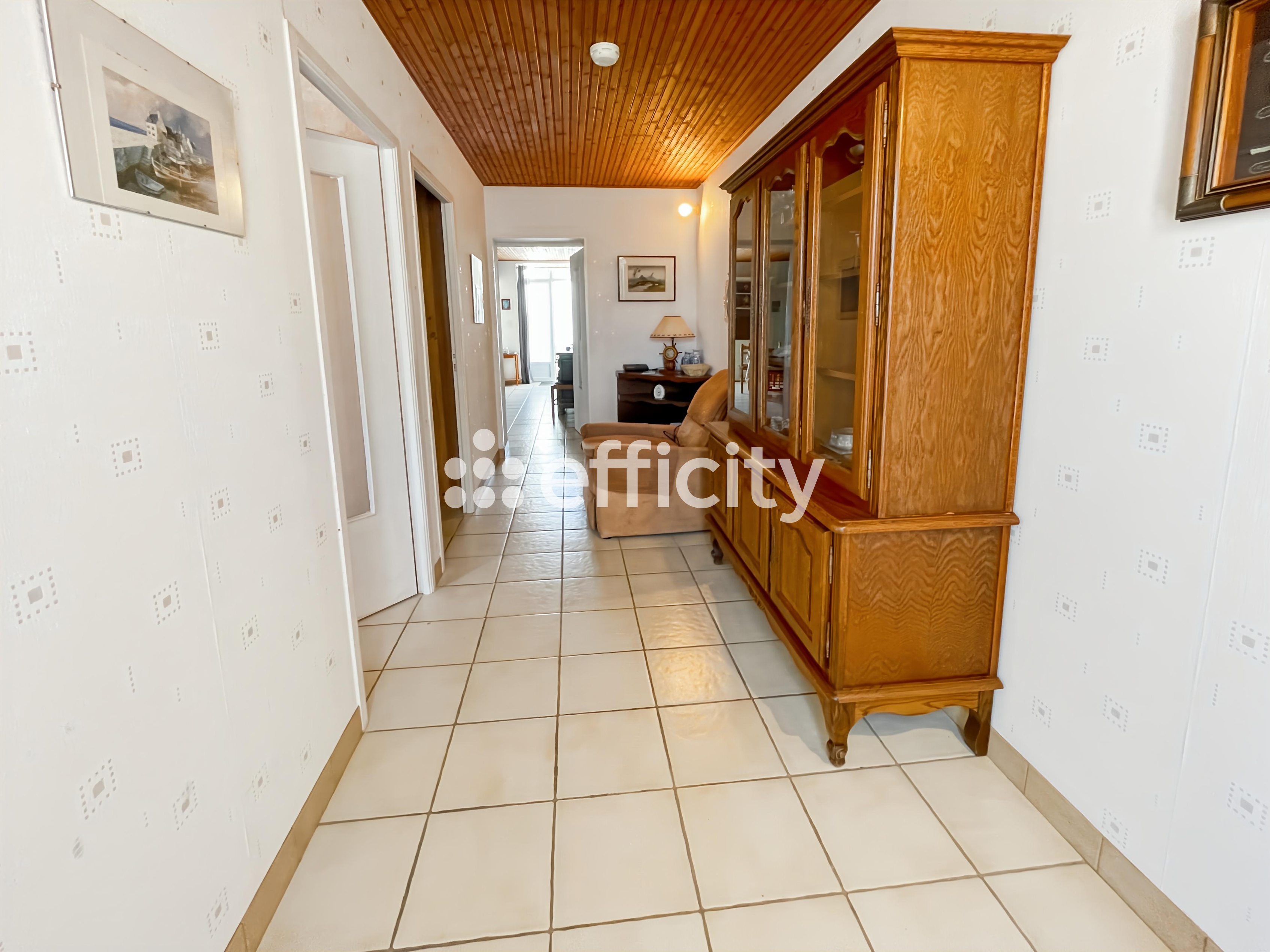 Achat immobilier Maison 6 pièces  135m2 à Brem-sur-Mer (85470) - Photo n°8