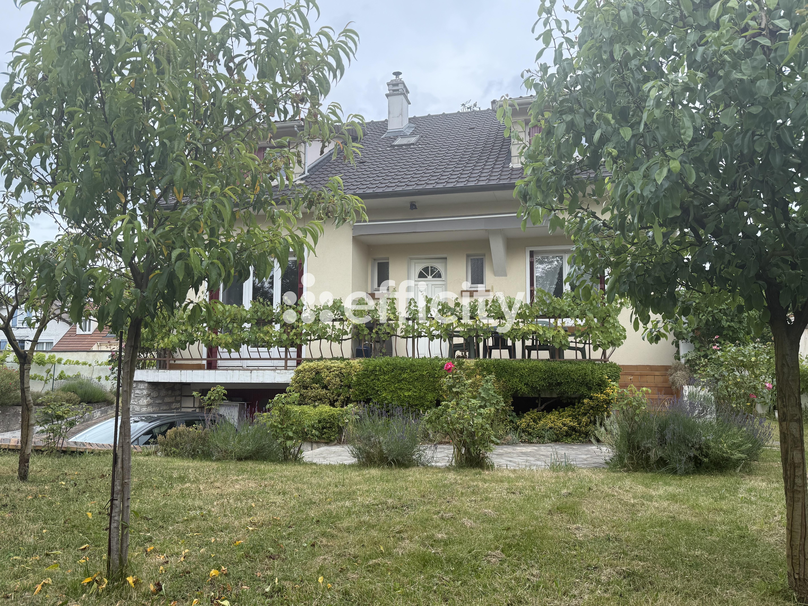 maison 7 pièces - 160m2 à Gargenville (78440)