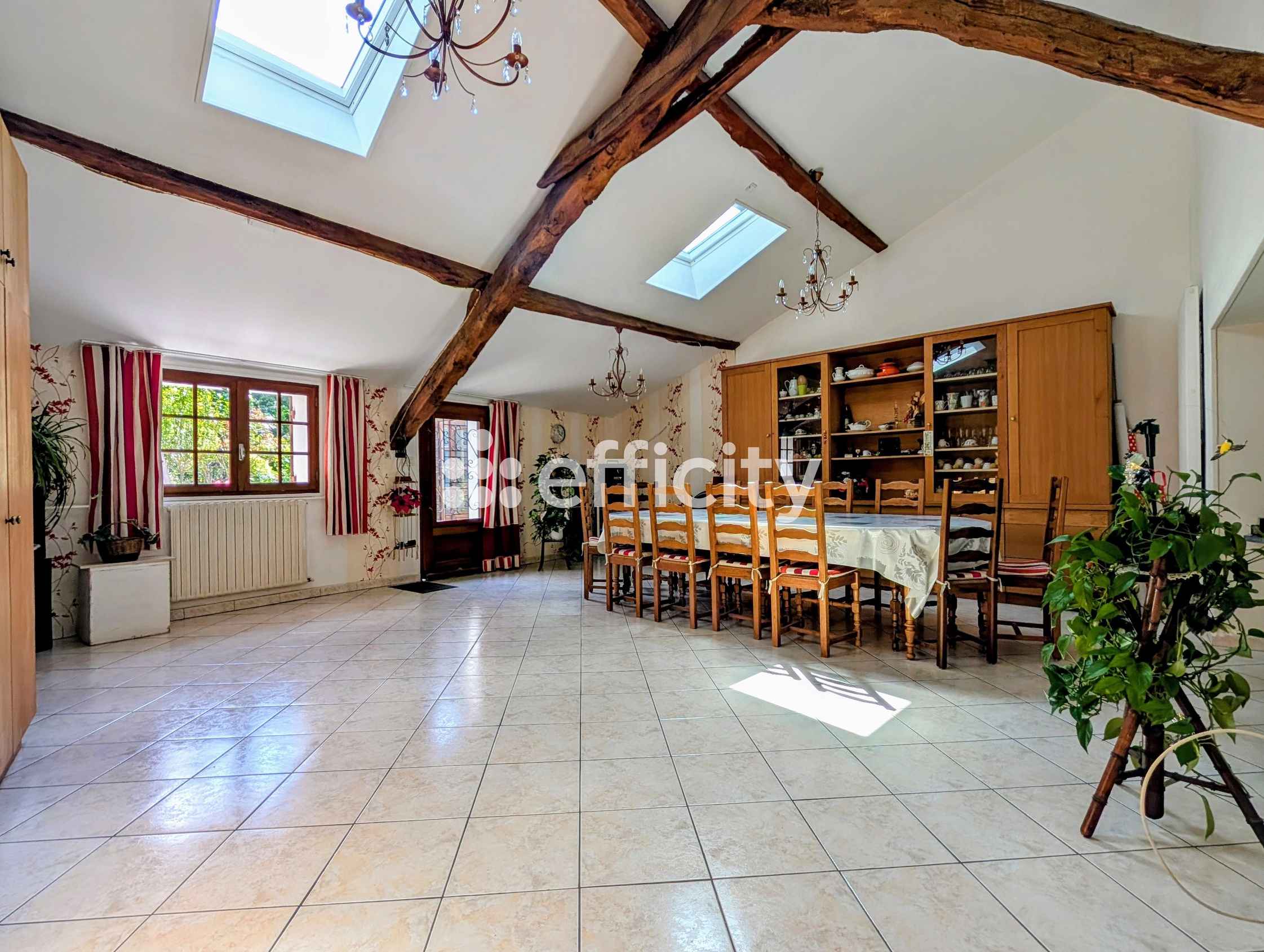 maison 7 pièces - 156m2 à Saint-Astier (24110)