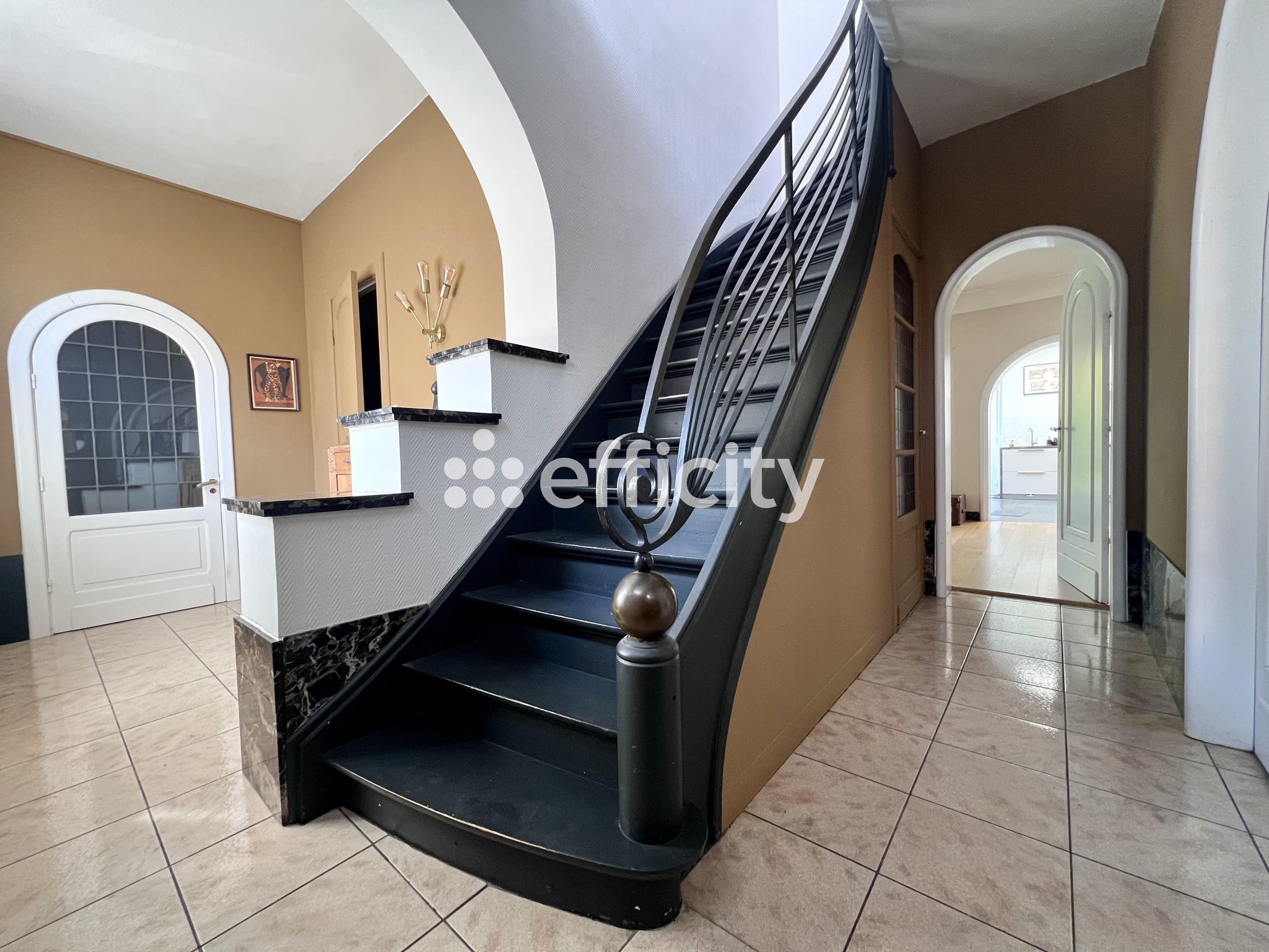 maison 8 pièces - 201m2 à Halluin (59250)