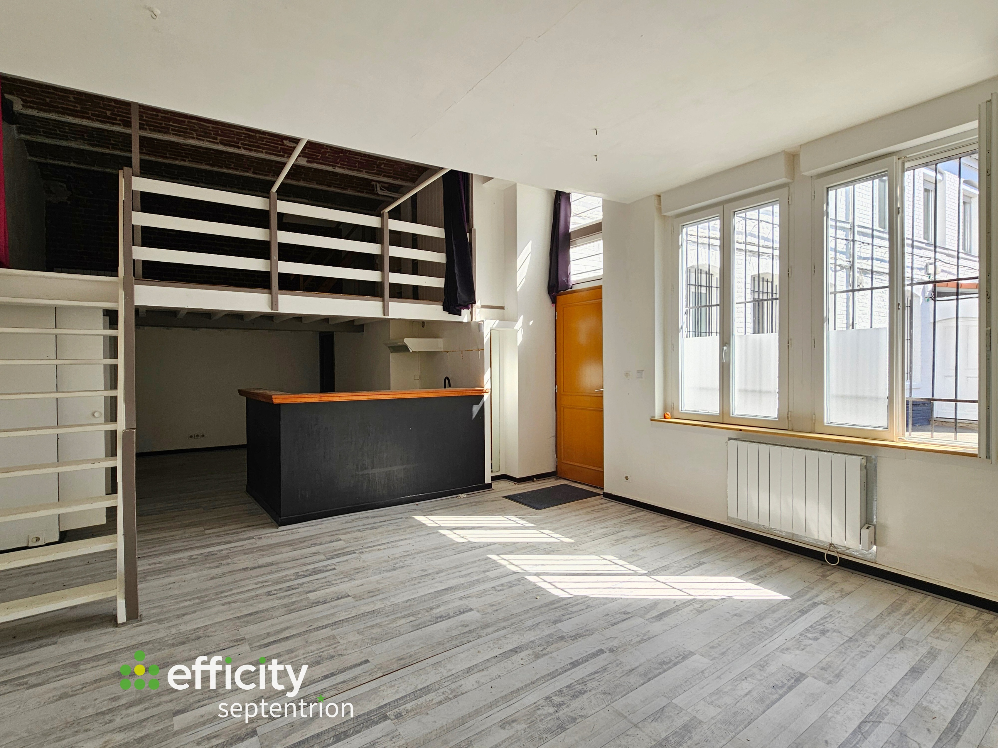 Achat immobilier Appartement 2 pièces  74m2 à Lille (59000) - Photo n°1